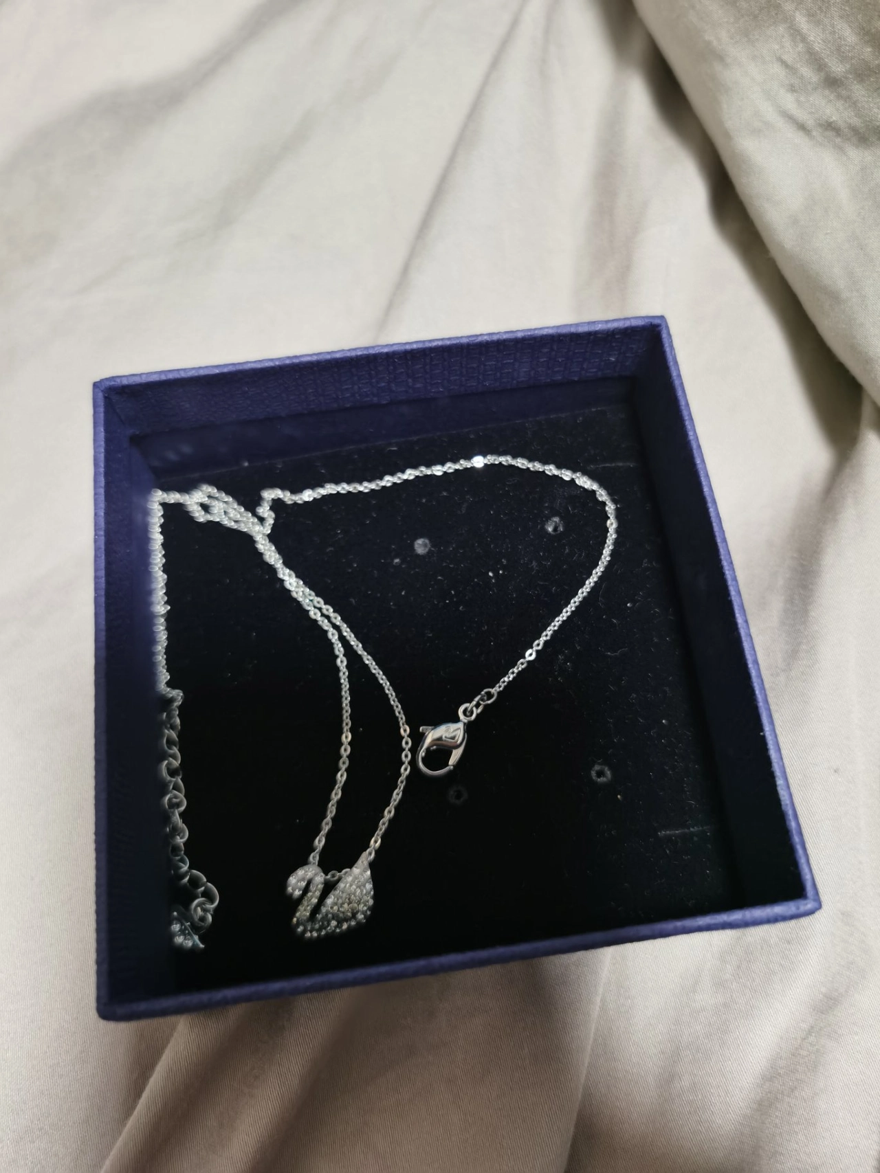 custom review-Swarovski Swan Necklace Женское
