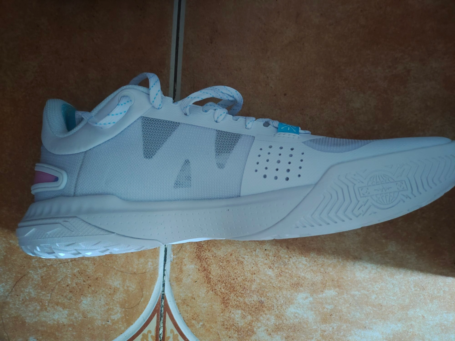 custom review-LINING Li  Ning Wade Flash Raz Fuego