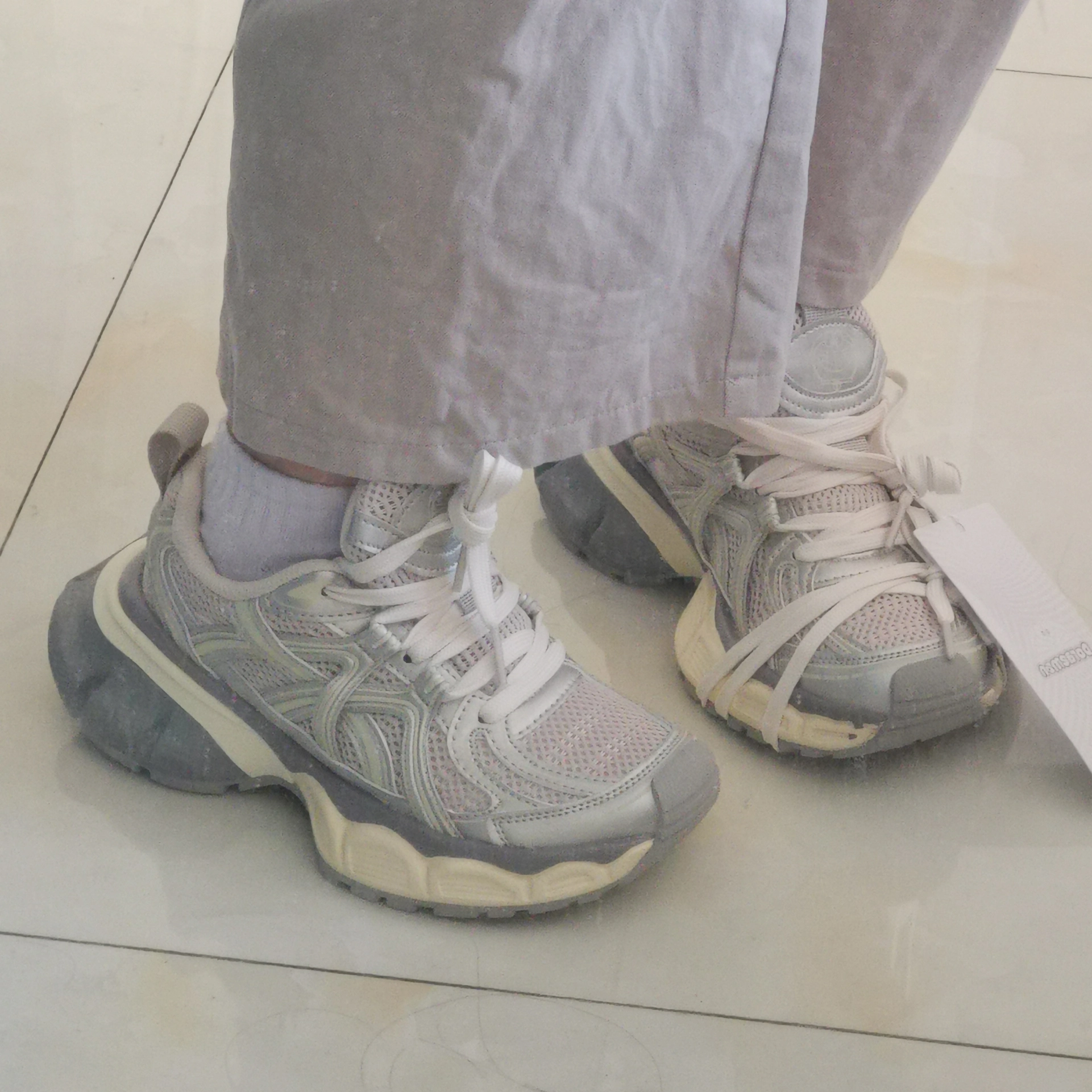 custom review-DoraemonA Низкий топ толстая подошва кроссовки унисекс