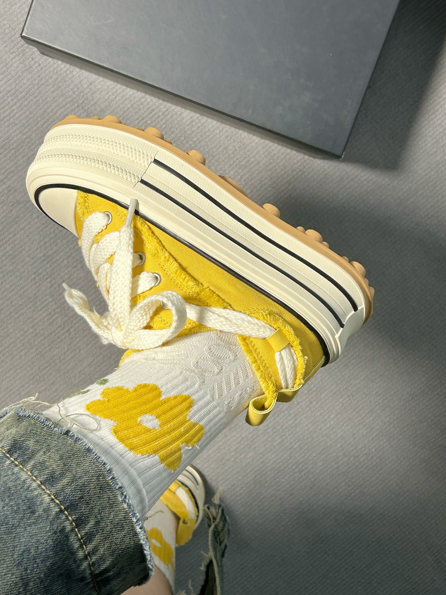 好爱这双帆布鞋!奶黄色真都好好看