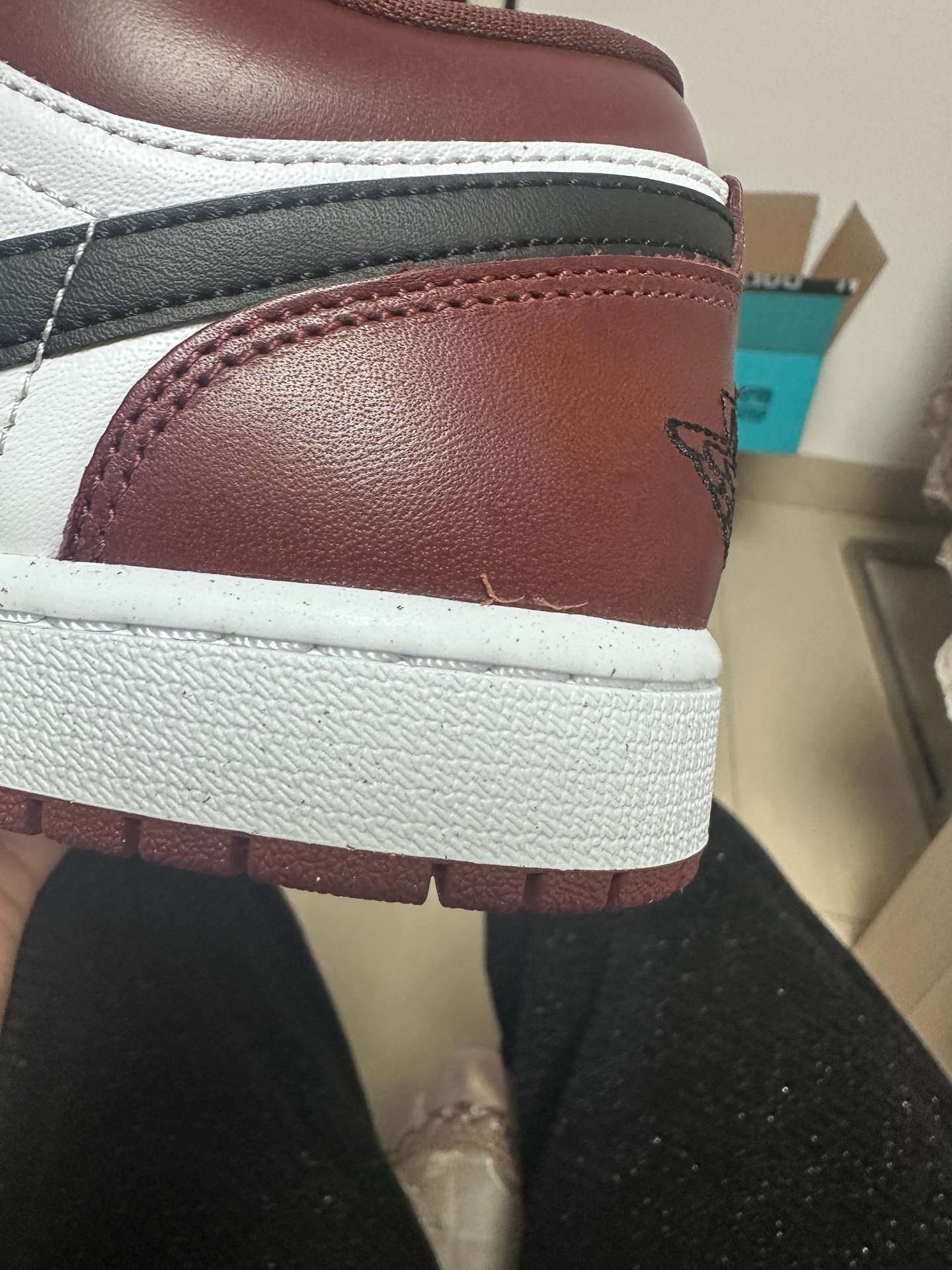 custom review-Jordan Air Jordan 1 Нижняя юбка Устойчивая к истиранию Низкий Топ Винтажные баскетбольные кроссовки Унисекс Белый Красный Черный