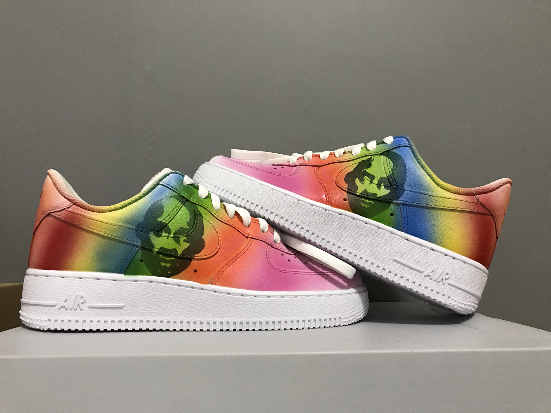 af1空军一号纯白改彩虹科比