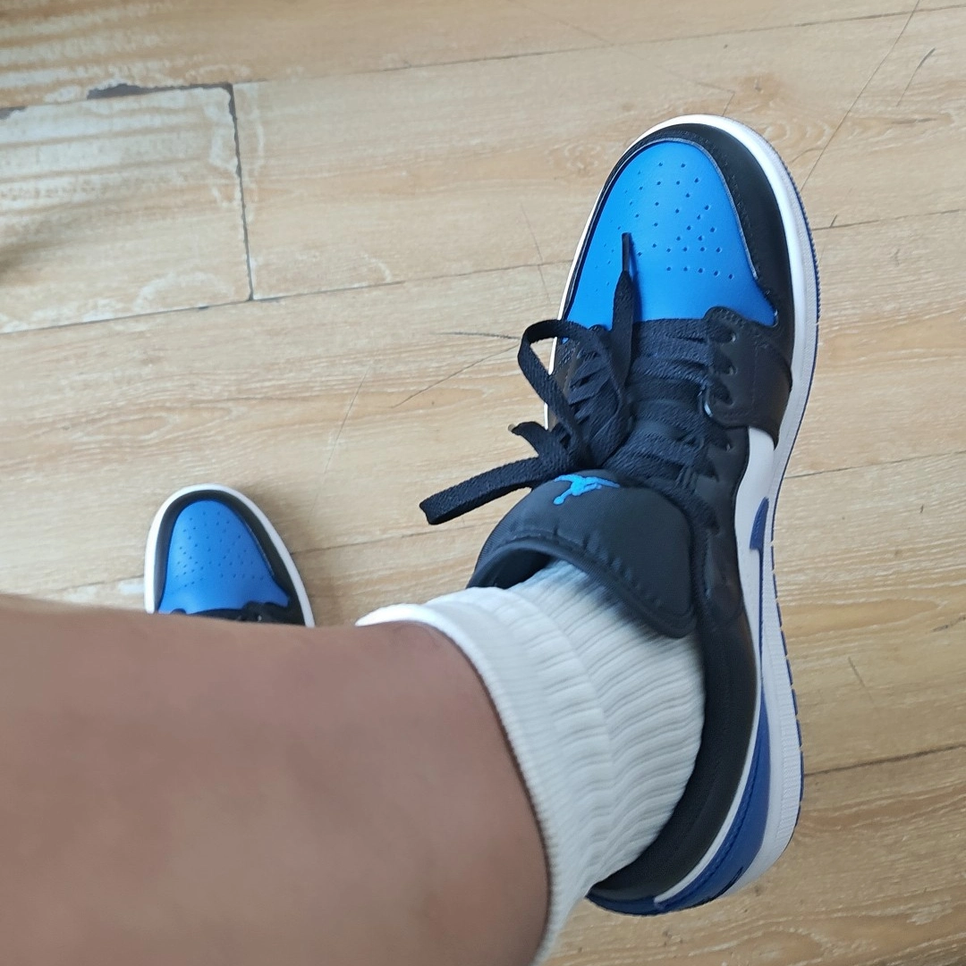 custom review-Jordan 1 Low Alternate Royal Toe