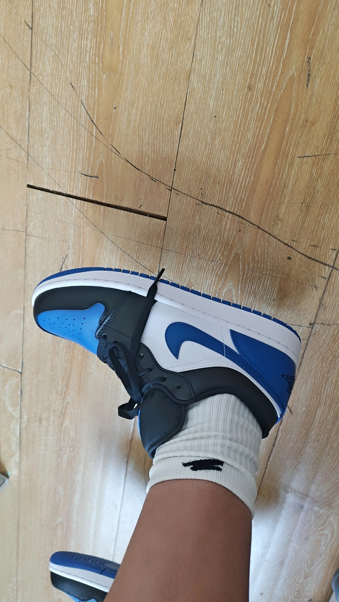 custom review-Jordan 1 Low Alternate Royal Toe