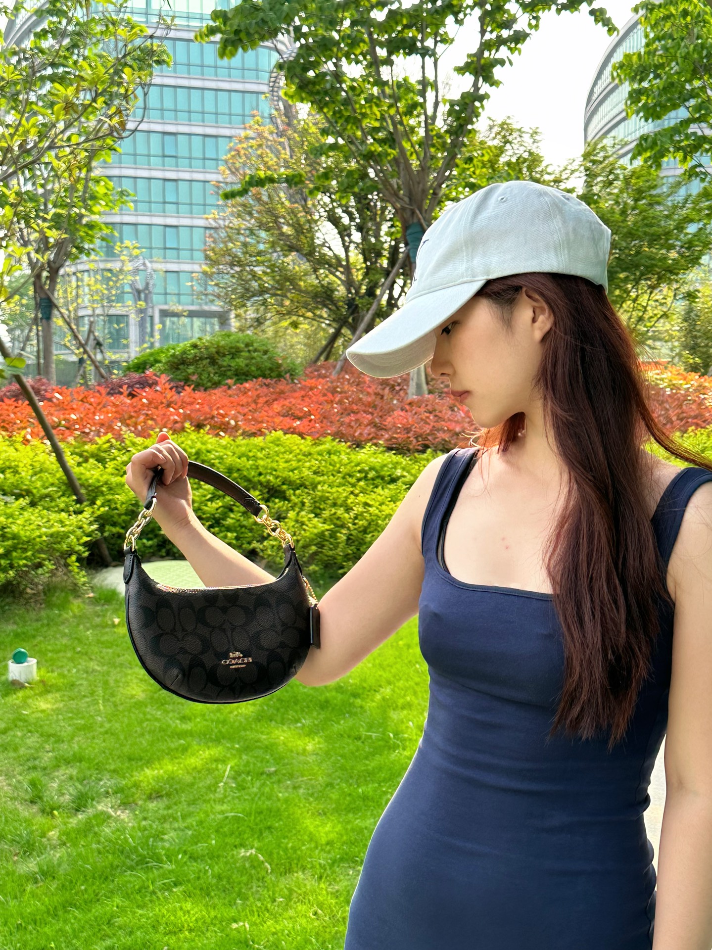 coach蔻驰腋下包
