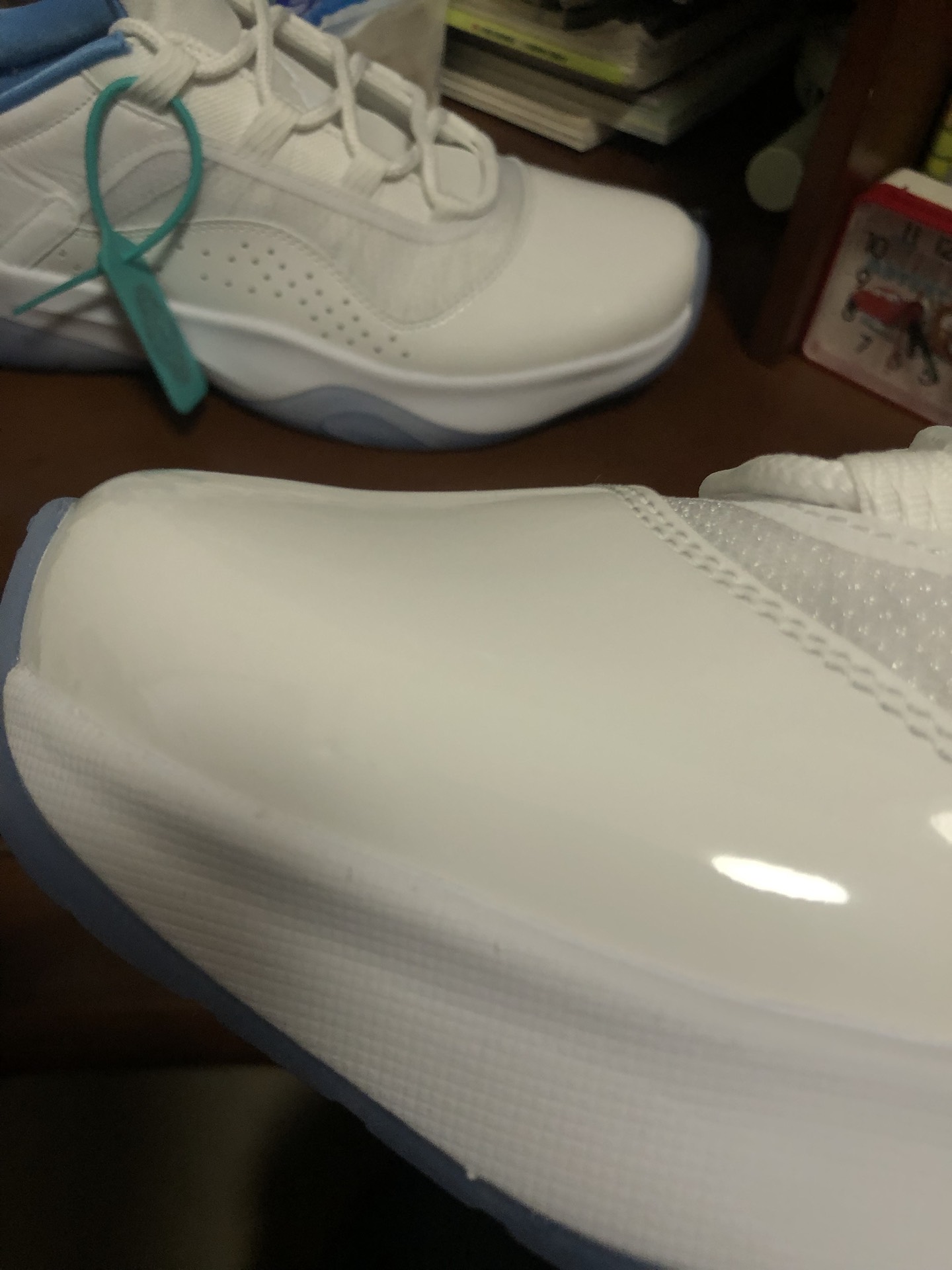 custom review-JORDAN 11 Cmft Low Legend Blue