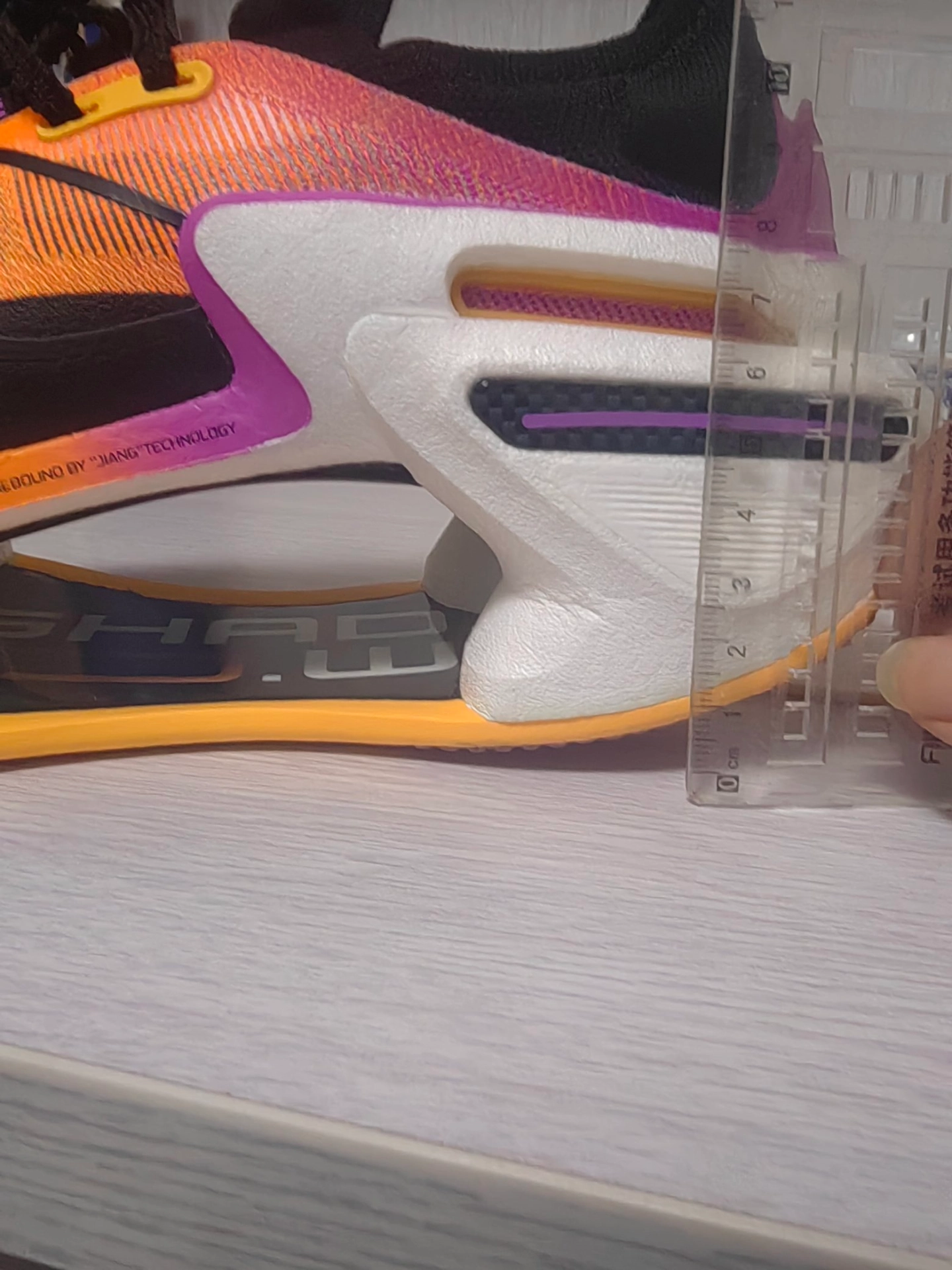 custom review-LiNing Shadow 3.0 Cushioned Wear-Resistant Breathable Rebound Low-Top Running Shoes Unisex Orange Black