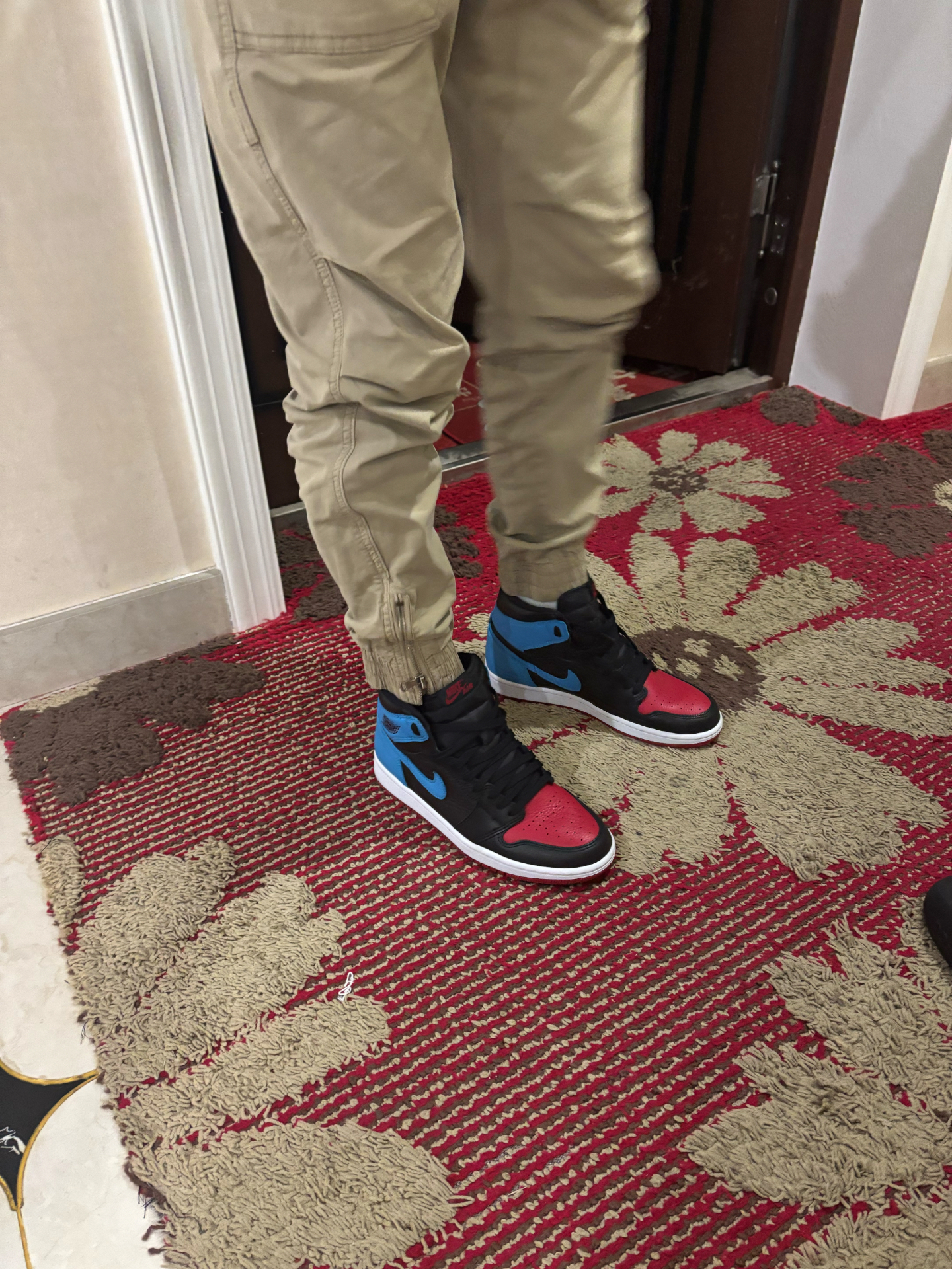 custom review-Jordan Air Jordan 1 Ретро High OG UNC To Chicago High Top Винтажные баскетбольные кроссовки Женские Черный Синий Красный