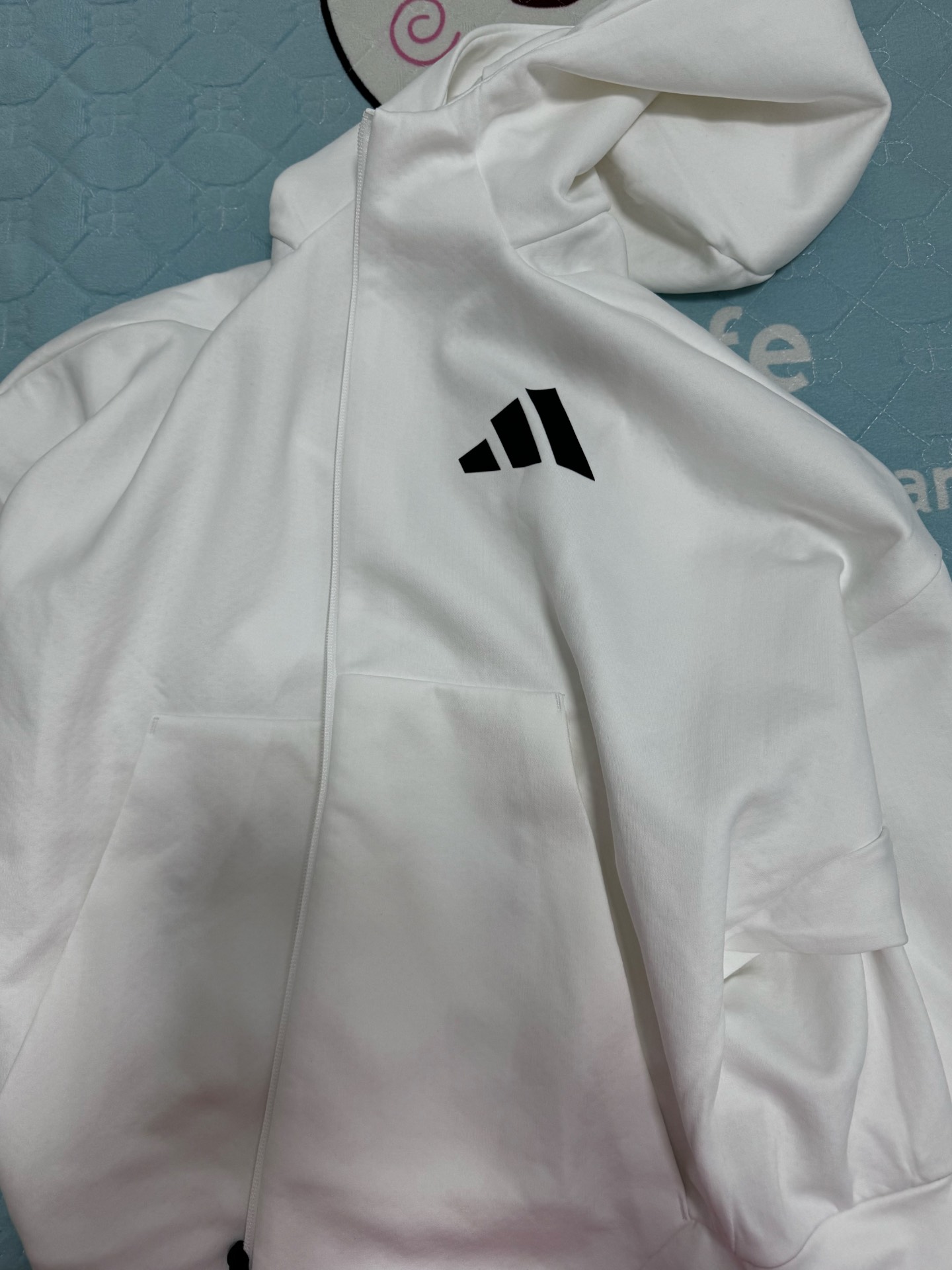 custom review-Adidas Z.N.E. FW24 Куртки и Пальто Женские Белые