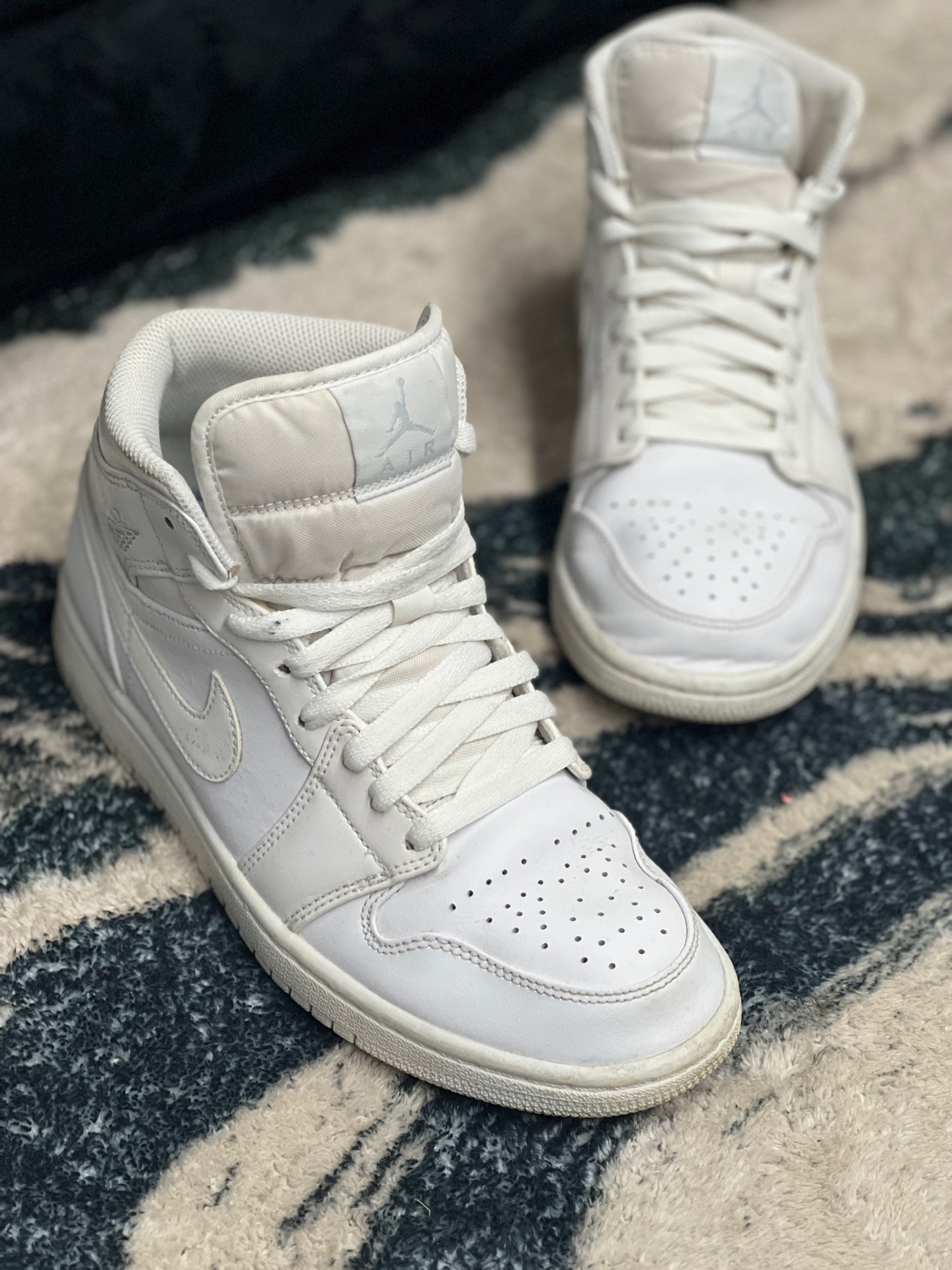 👟经久不衰 还是纯白aj1好看