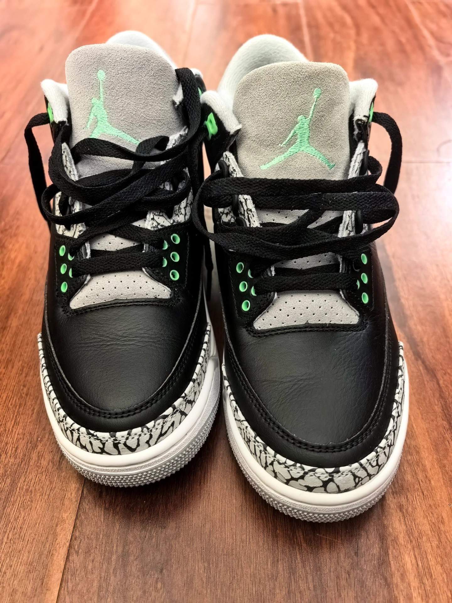 custom review-Air Jordan 3 "Green Glow"