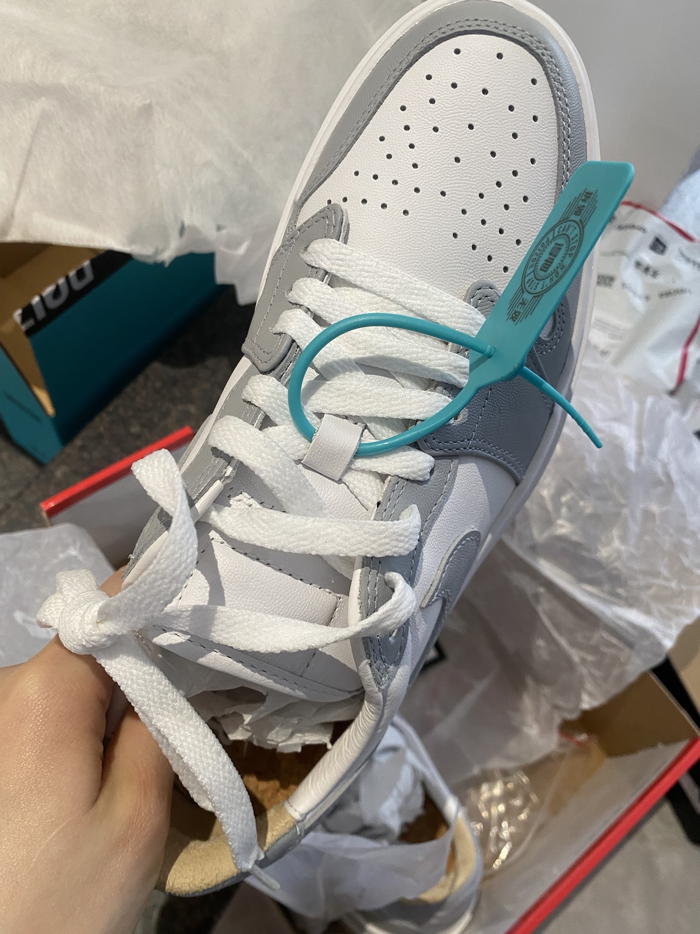 custom review-Jordan Air Jordan 1 ELEVATE Low SE 'Волк GREY' Low Топ Винтажные баскетбольные кроссовки Женские Серый белый