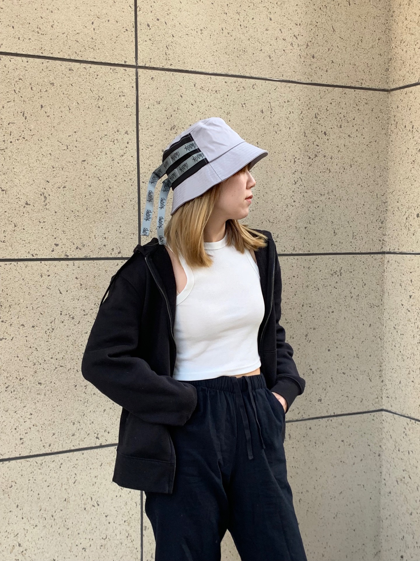 春天爱上戴渔夫帽了