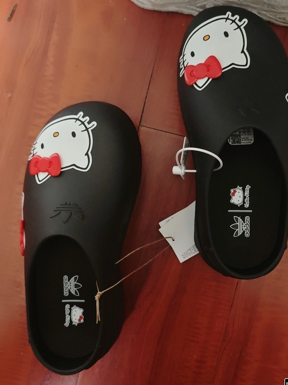 custom review-Hello Kitty x Adidas Originals AdiFOM Stan Smith Mule Slip-Resistant Домашние тапочки Женские Черный Красный Белый