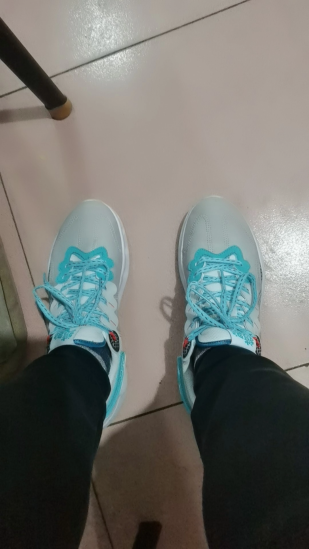 lining李宁 逍遥 减震防滑跑步鞋 灰蓝