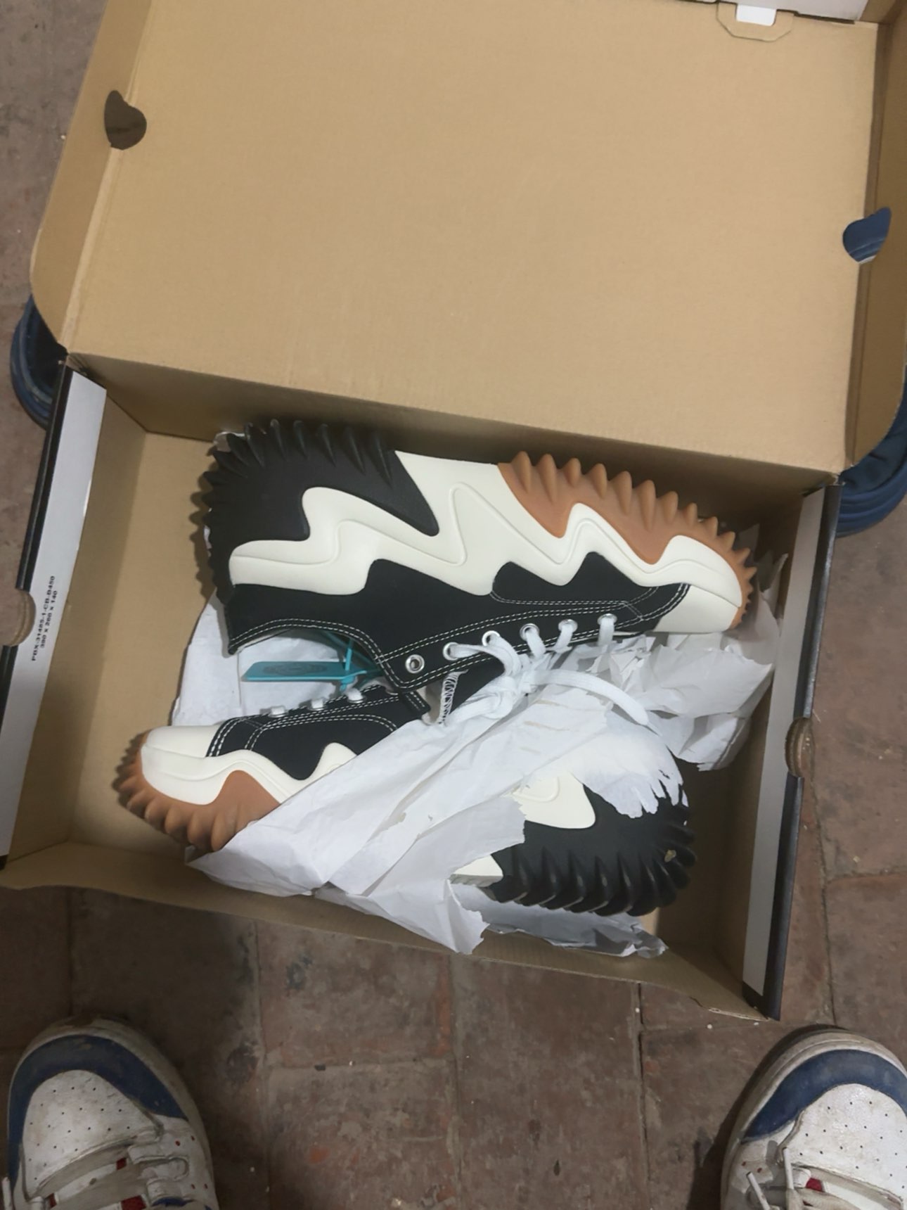 custom review-Конверс Run Star Motion Износостойкие Низкие Кеды Унисекс Черный Белый