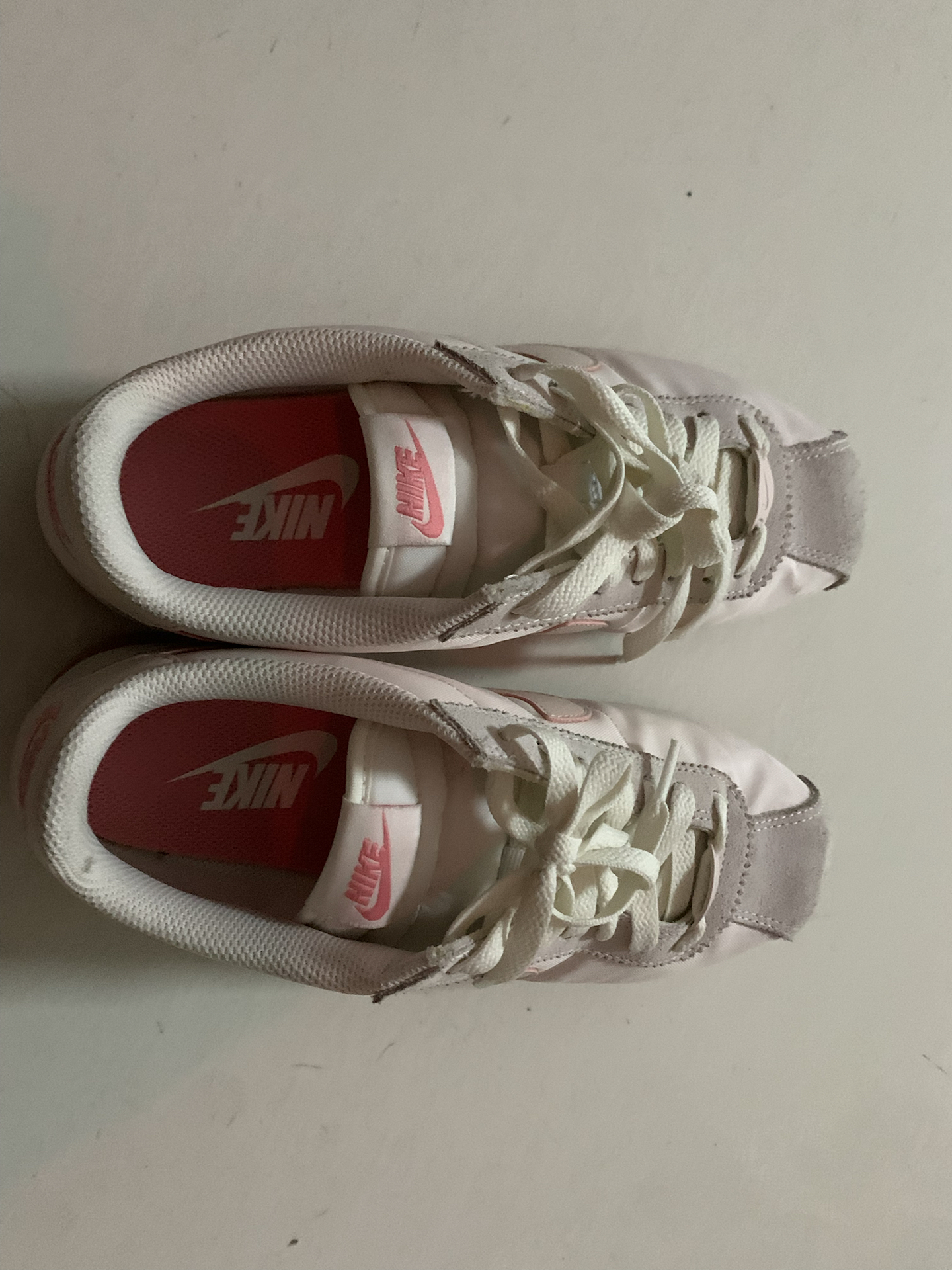 custom review-nike Cortez Collection Low Топ Повседневный Городской Коммутер Беговые кроссовки Женские Бежевый Белый Розовый