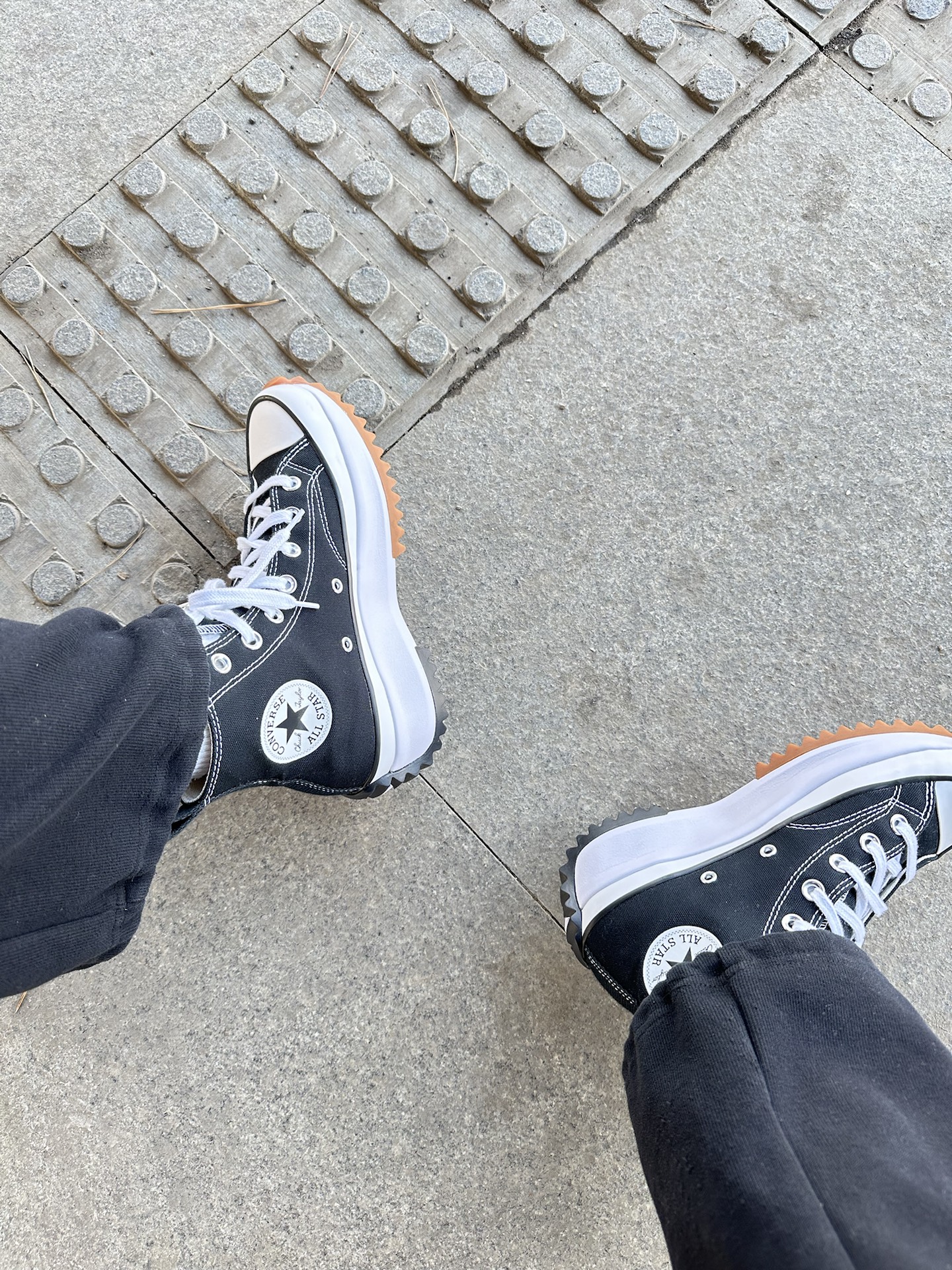 custom review-Converse Run Star Hike Hi Black White Gum