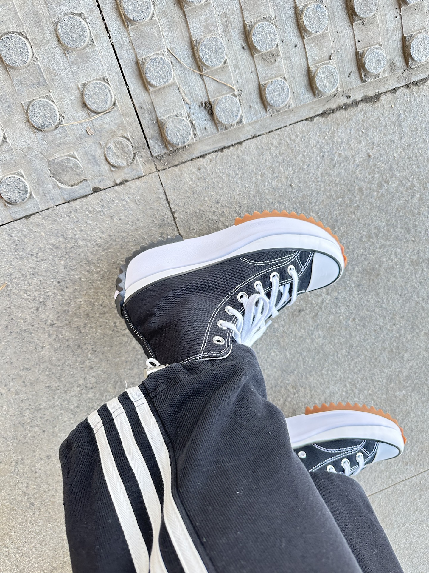 custom review-Converse Run Star Hike Hi Black White Gum