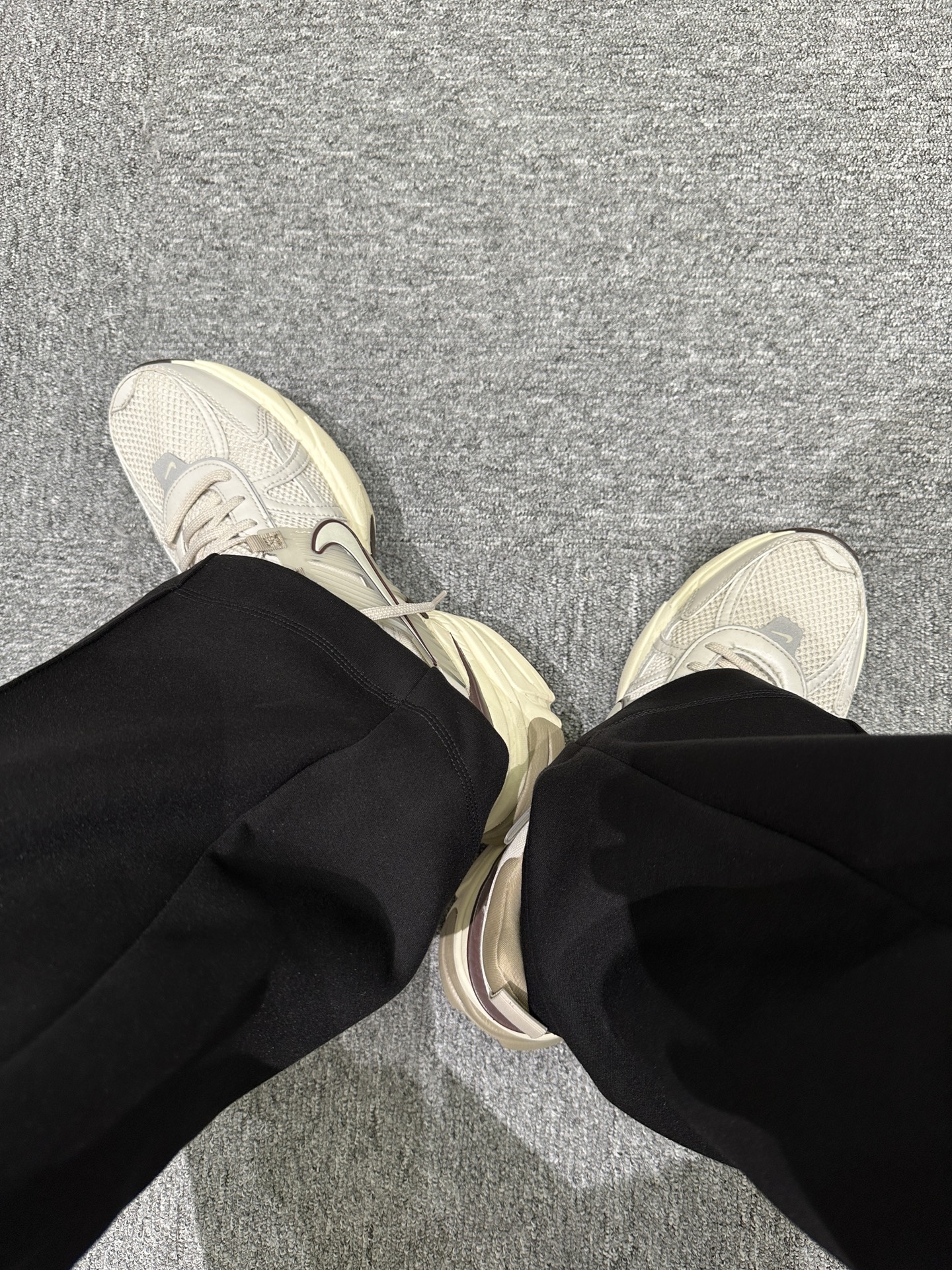 custom review-Nike V2K Run Устойчивый к истиранию Низкий Топ Повседневные Городские Кроссовки для Коммуникативных Беговых Кроссовки Женские Серый Белый