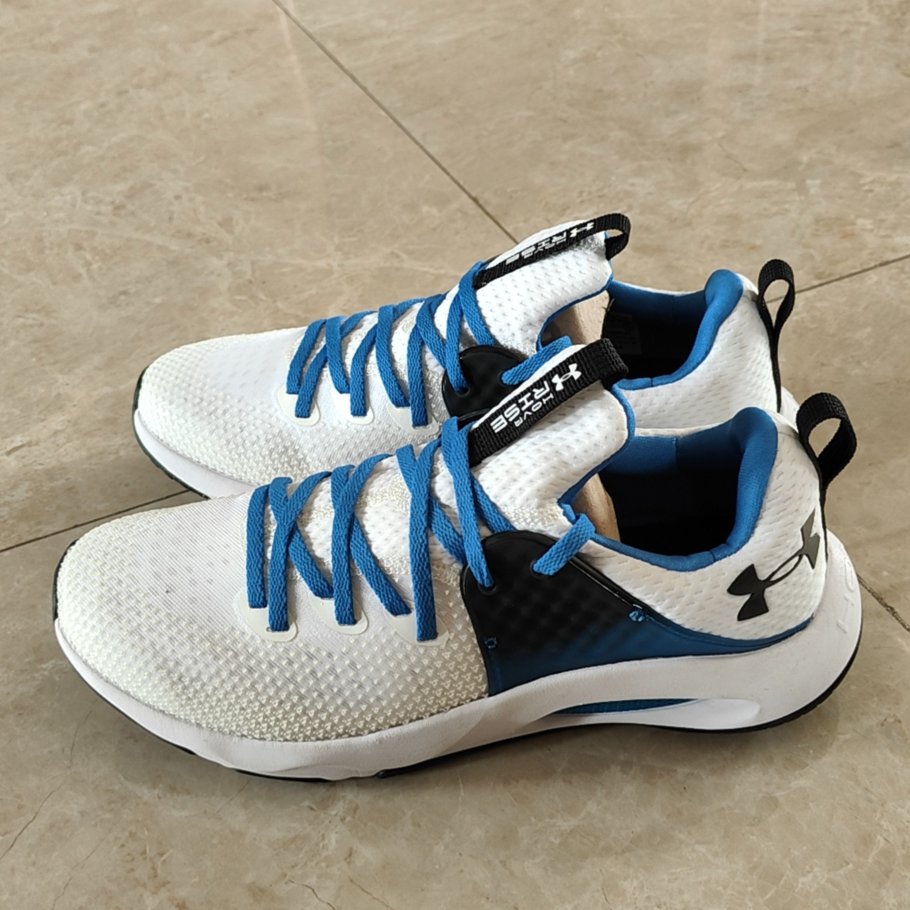 超百搭超轻男生运动鞋