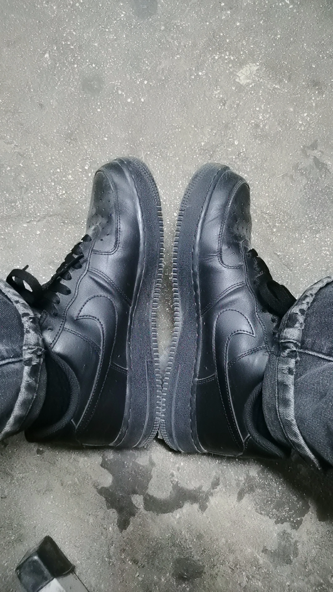 custom review-Nike Air Force 1 
07 
Triple Black
