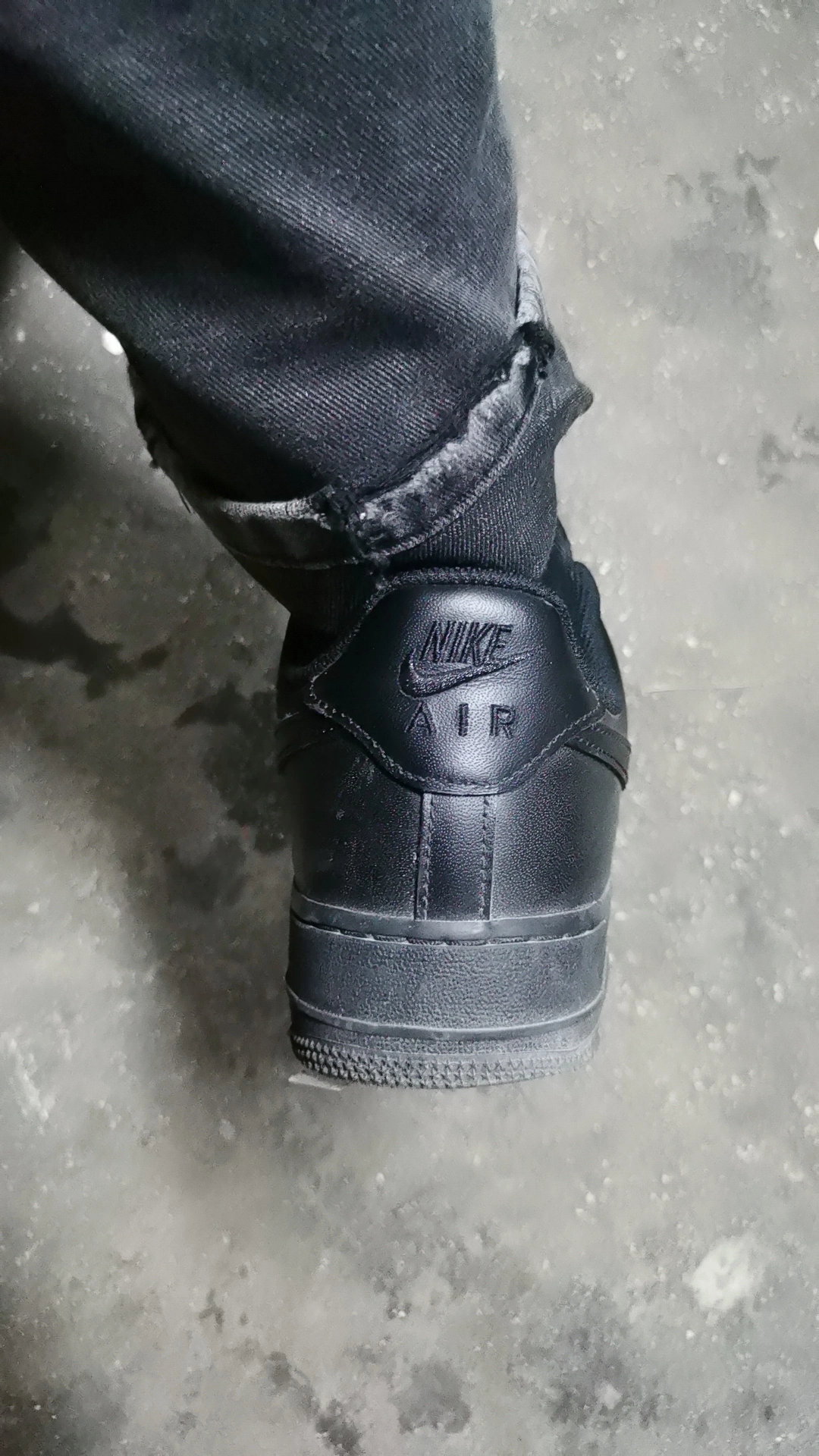 custom review-Nike Air Force 1 
07 
Triple Black
