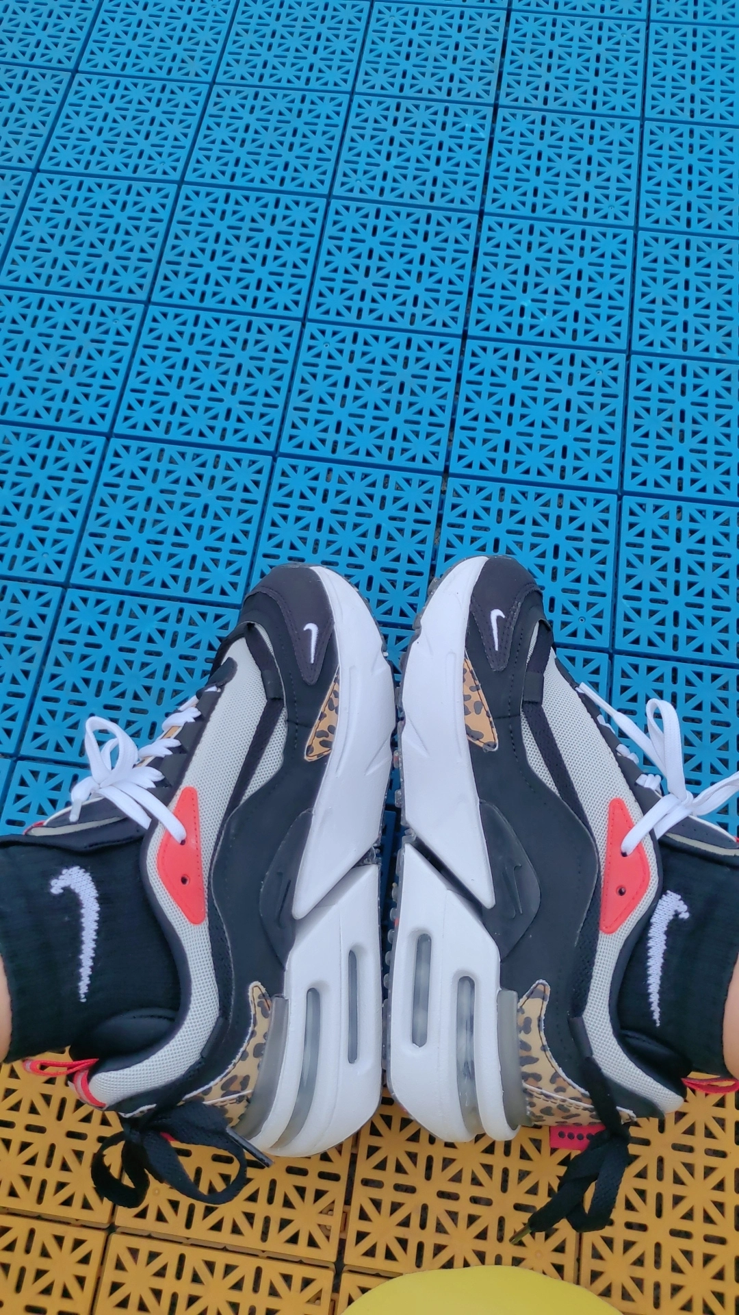 custom review-Nike Air Max Furyosal Low Топ Air Cushion Повседневные Беговые Кроссовки Женские Черный Белый Красный