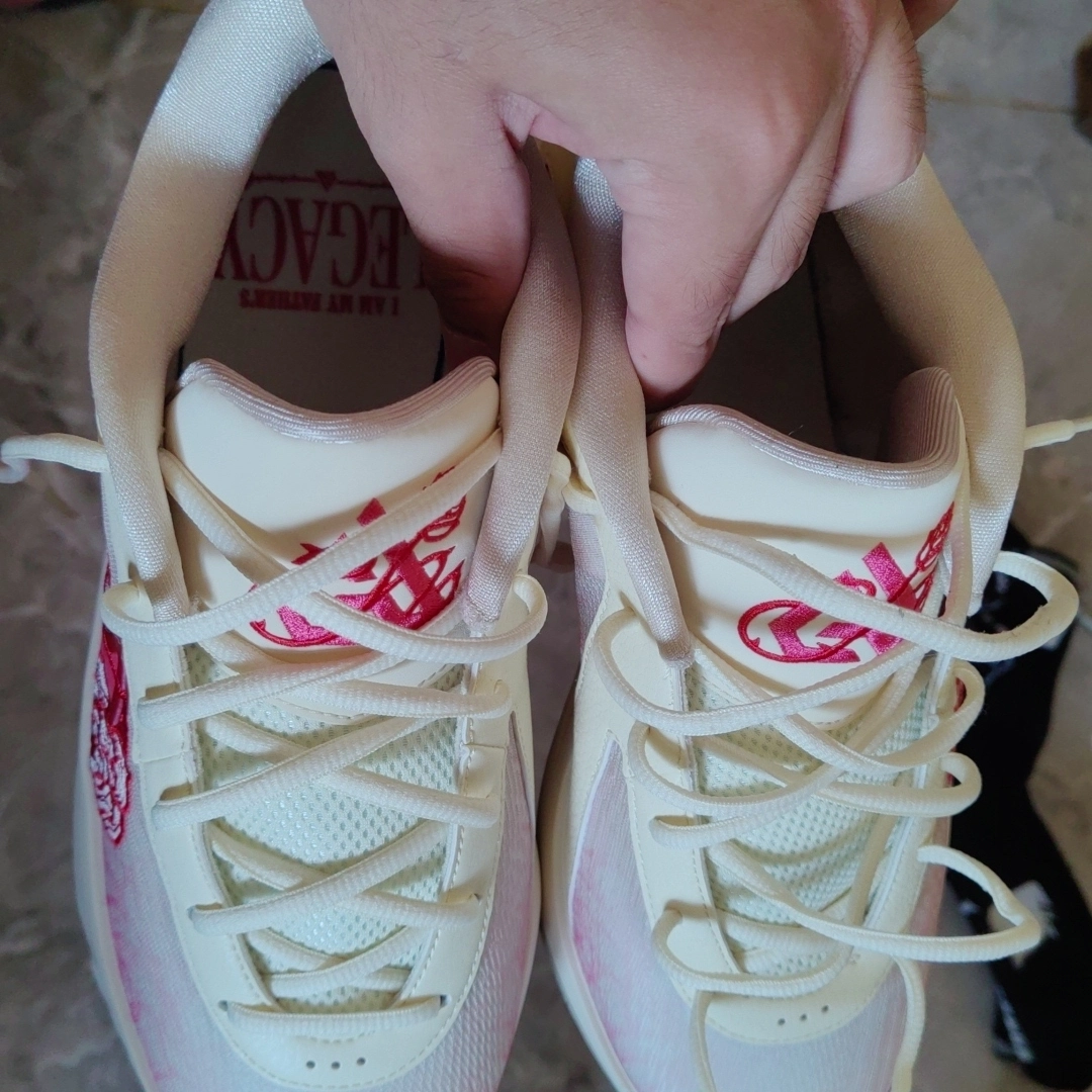 custom review-Nike Giannis Freak 6 Slip-Resistant Abrasion-Resistant Low-Top Баскетбольные Кроссовки Мужские Розовые Азиатская Версия