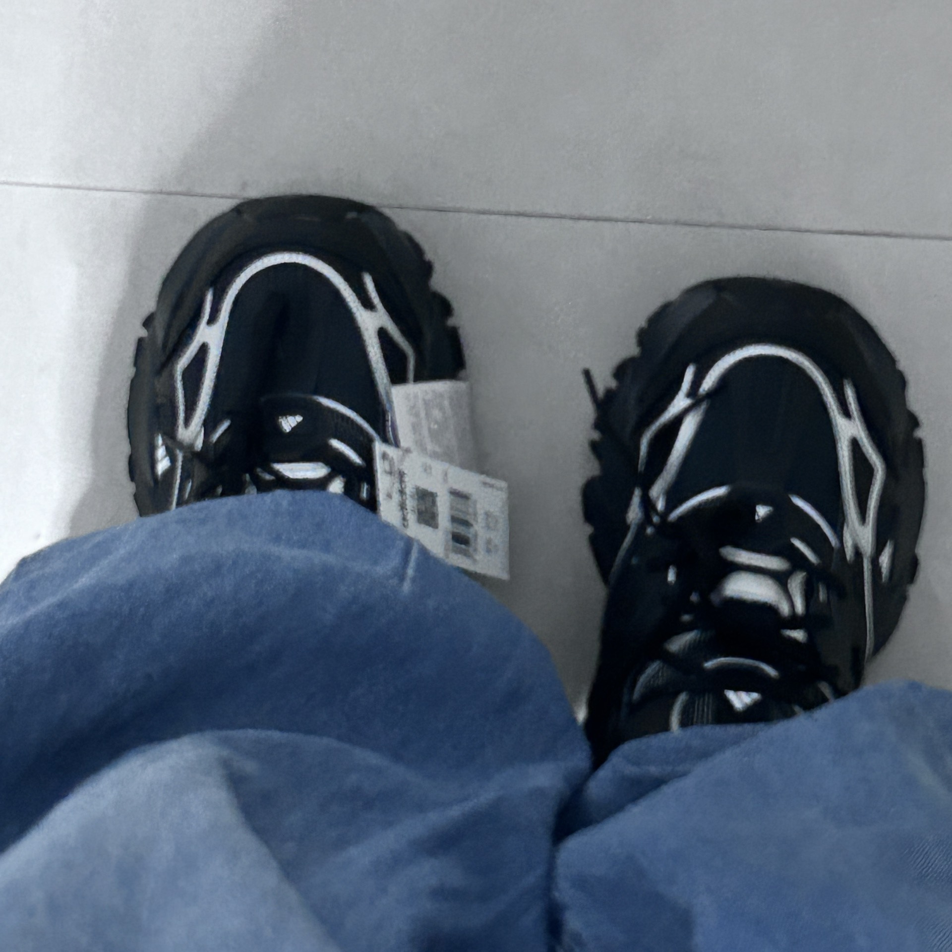 custom review-Adidas XLG RUNNER DELUXE Устойчивый к истиранию Низкий Топ Повседневные Городские Коммутирующие Беговые кроссовки Унисекс Черный