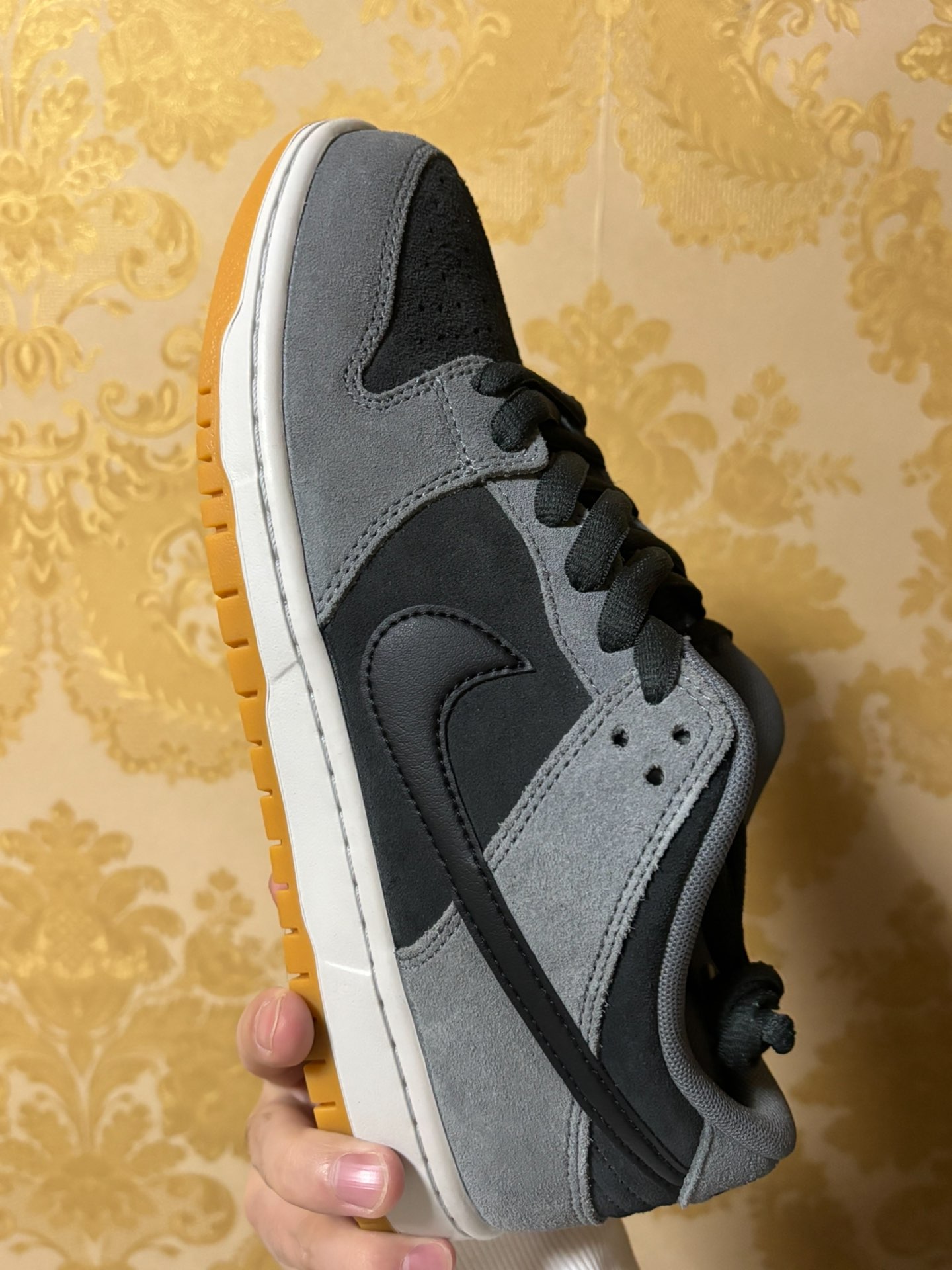 custom review-Nike SB Dunk Low 'Dark Smoke Grey'