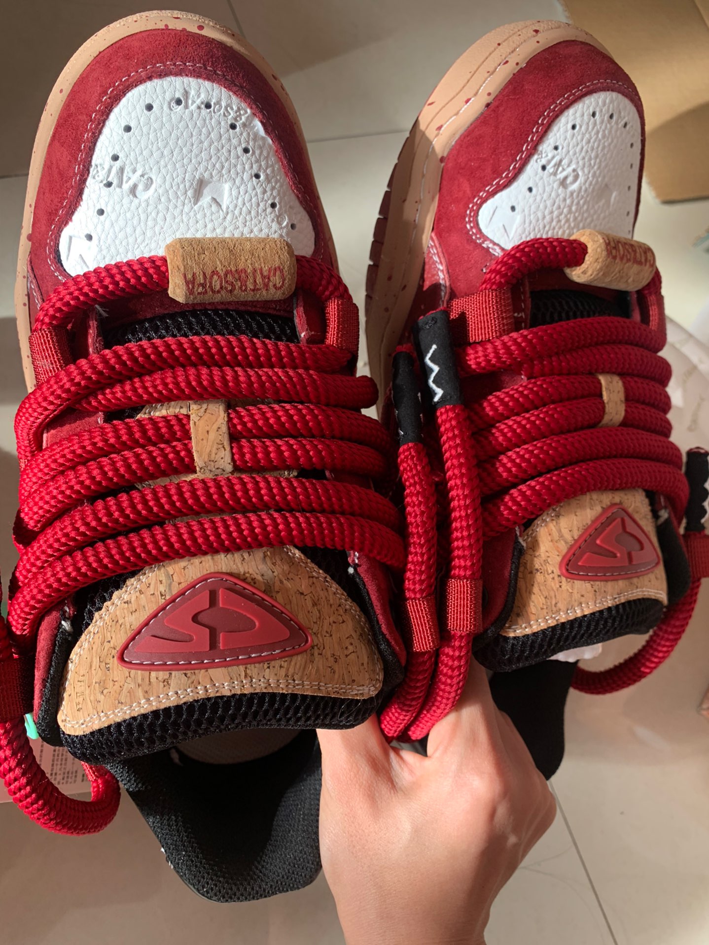 custom review-Cat Sofa Dreadlocks Series Противоскользящие устойчивые к истиранию низкие топовые скейтборд-кроссовки унисекс бордовый