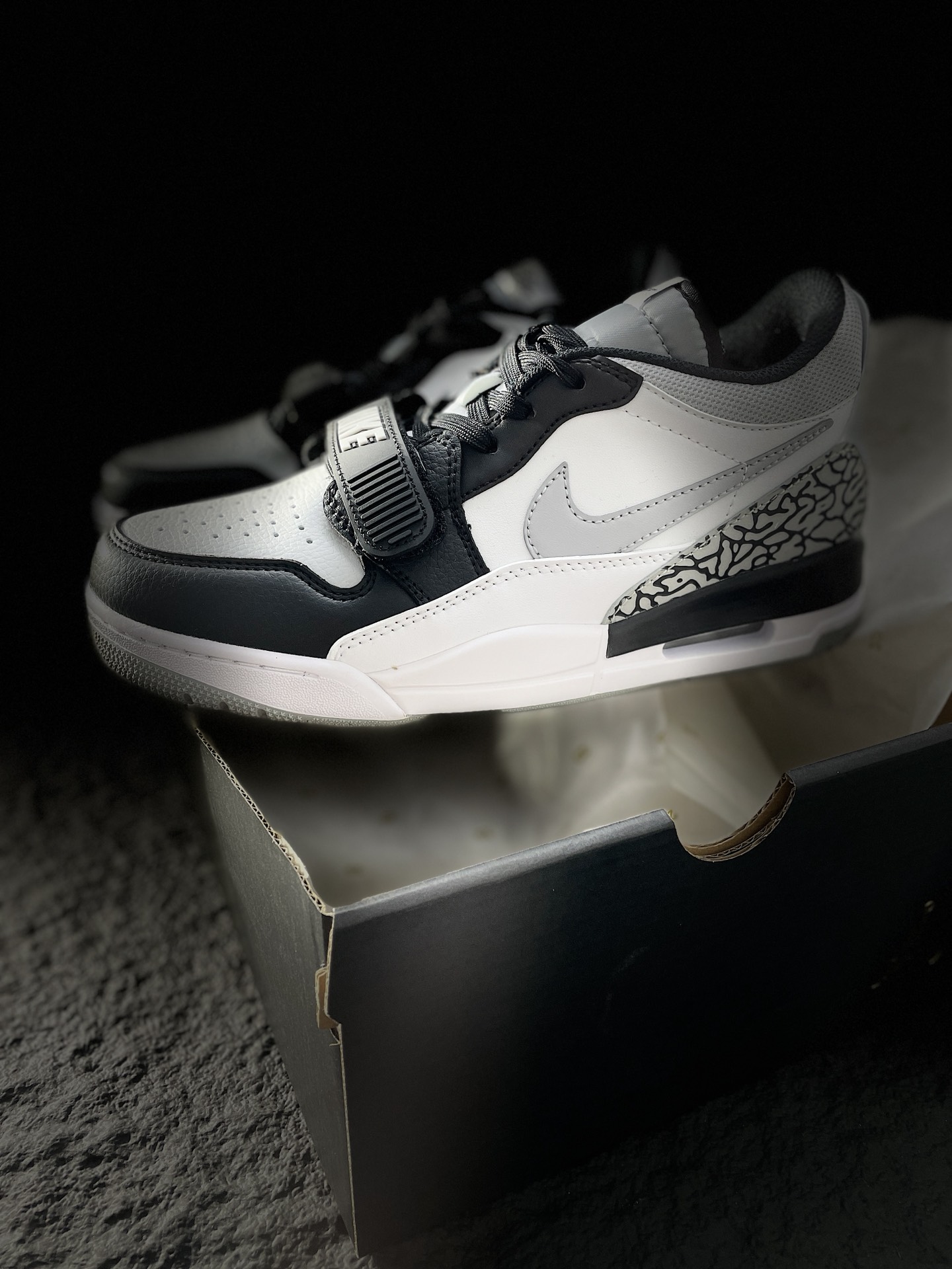 很好搭配的一款❗️aj312 影子灰