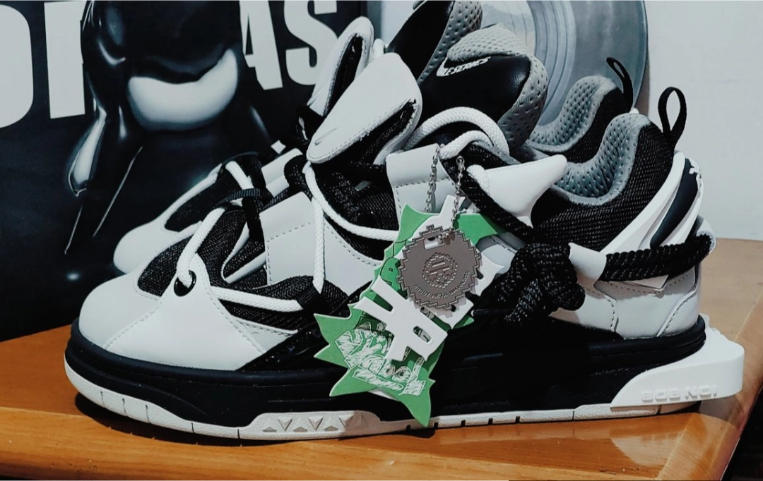 custom review-ADCDAVINCI Кит Коллекция Противоскользящие амортизаторы Slip Resistant Low Топ Кроссовки для скейтбординга Unisex Черный Белый