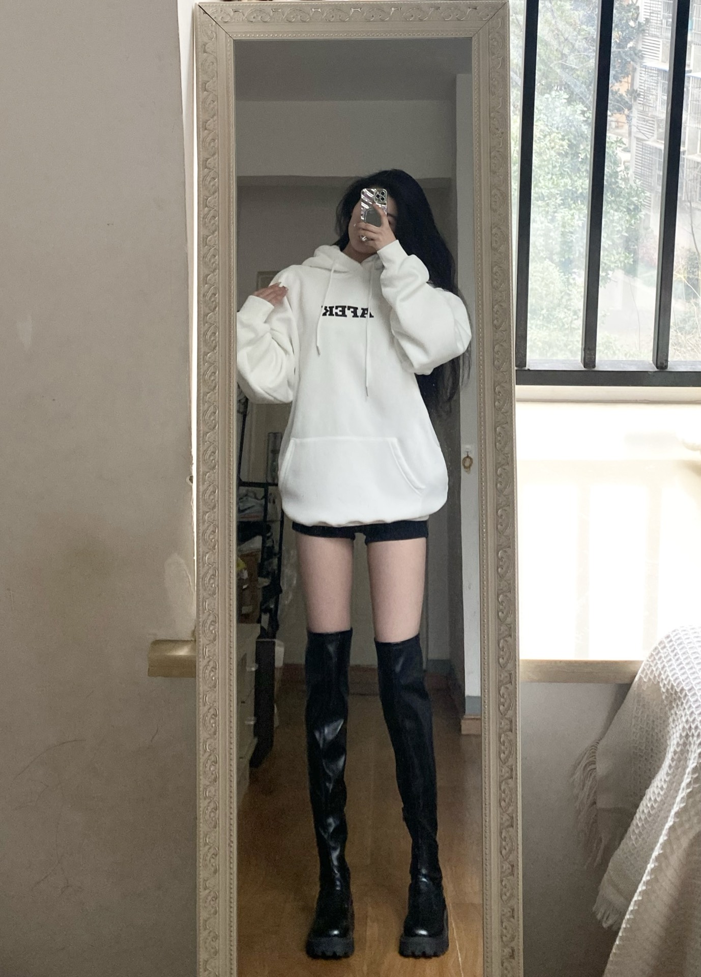 啊啊啊啊啊卫衣配长靴的含金量谁懂!