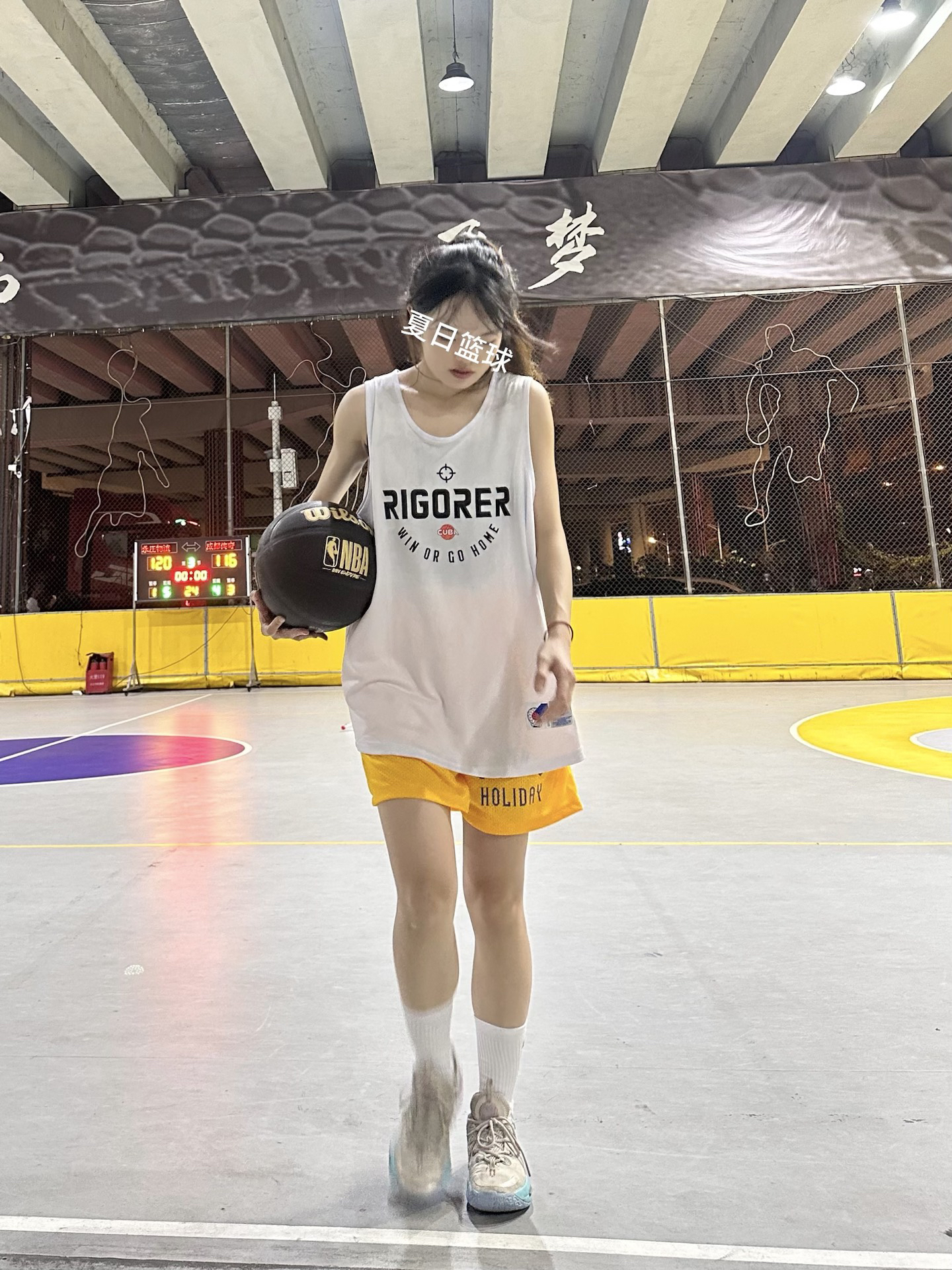 篮球女孩夏天运动背心