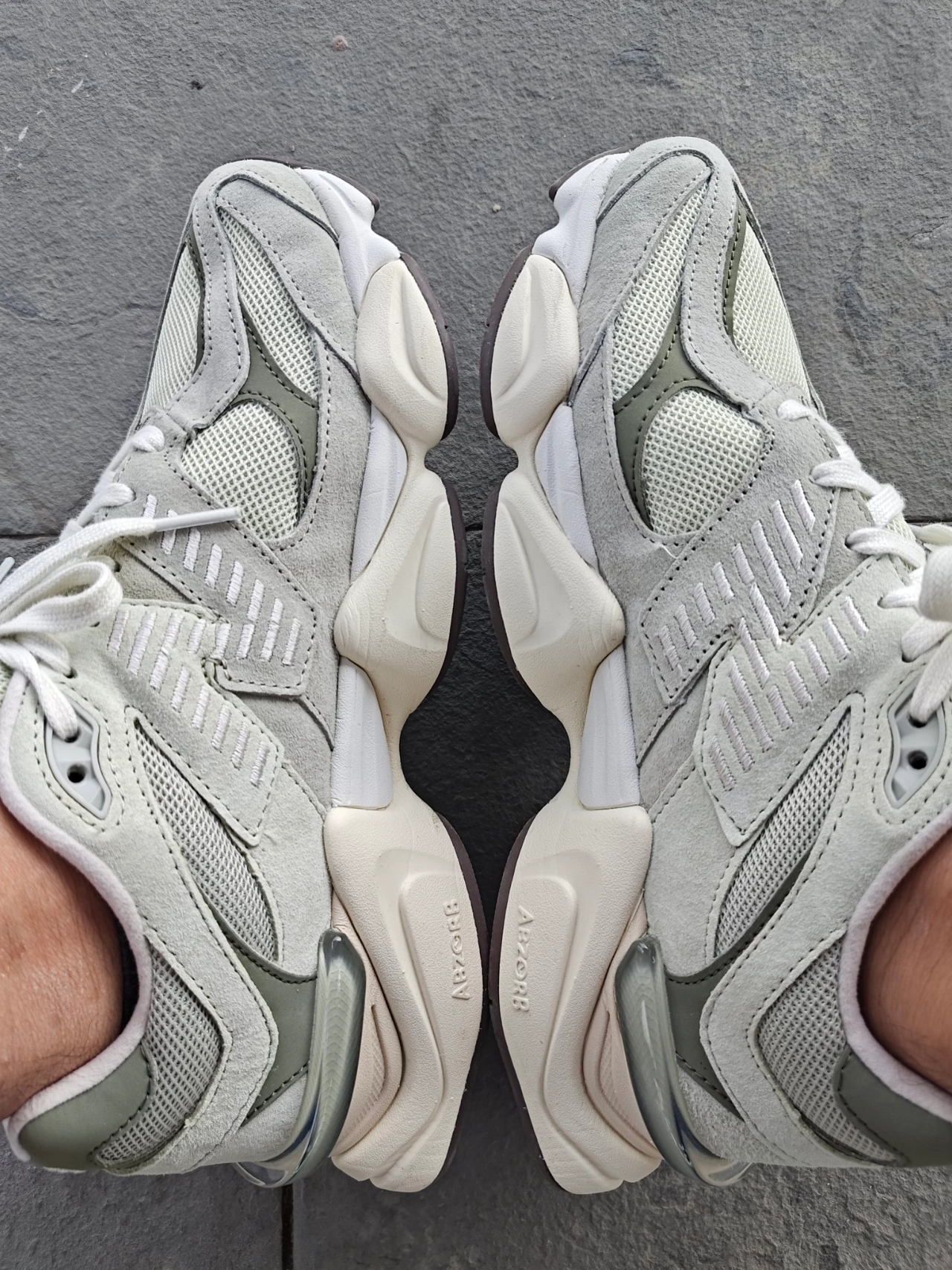 custom review-New Balance 9060 Olivine