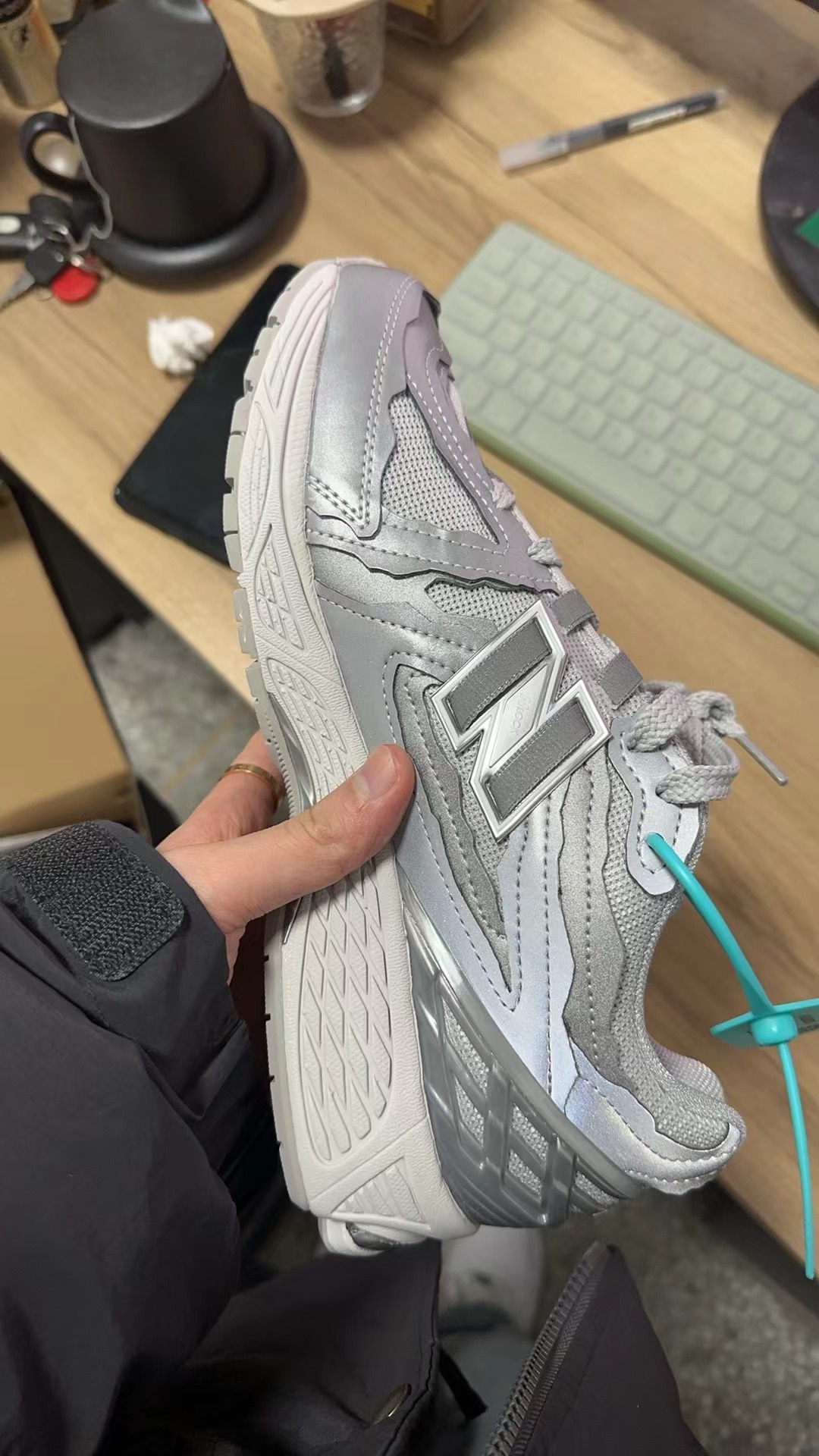 custom review-New Balance 1906D Устойчивый к истиранию Низкий Топ Повседневные Городские Коммутирующие Беговые кроссовки Мужские Серебристо-Серый