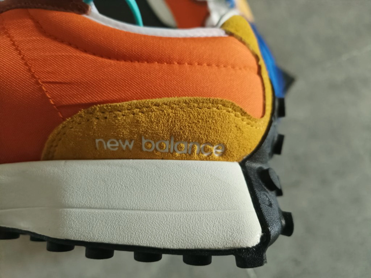 custom review-New Balance NB 327 Low Топ Повседневный Городской Коммутер Беговые кроссовки Унисекс Синий Оранжевый