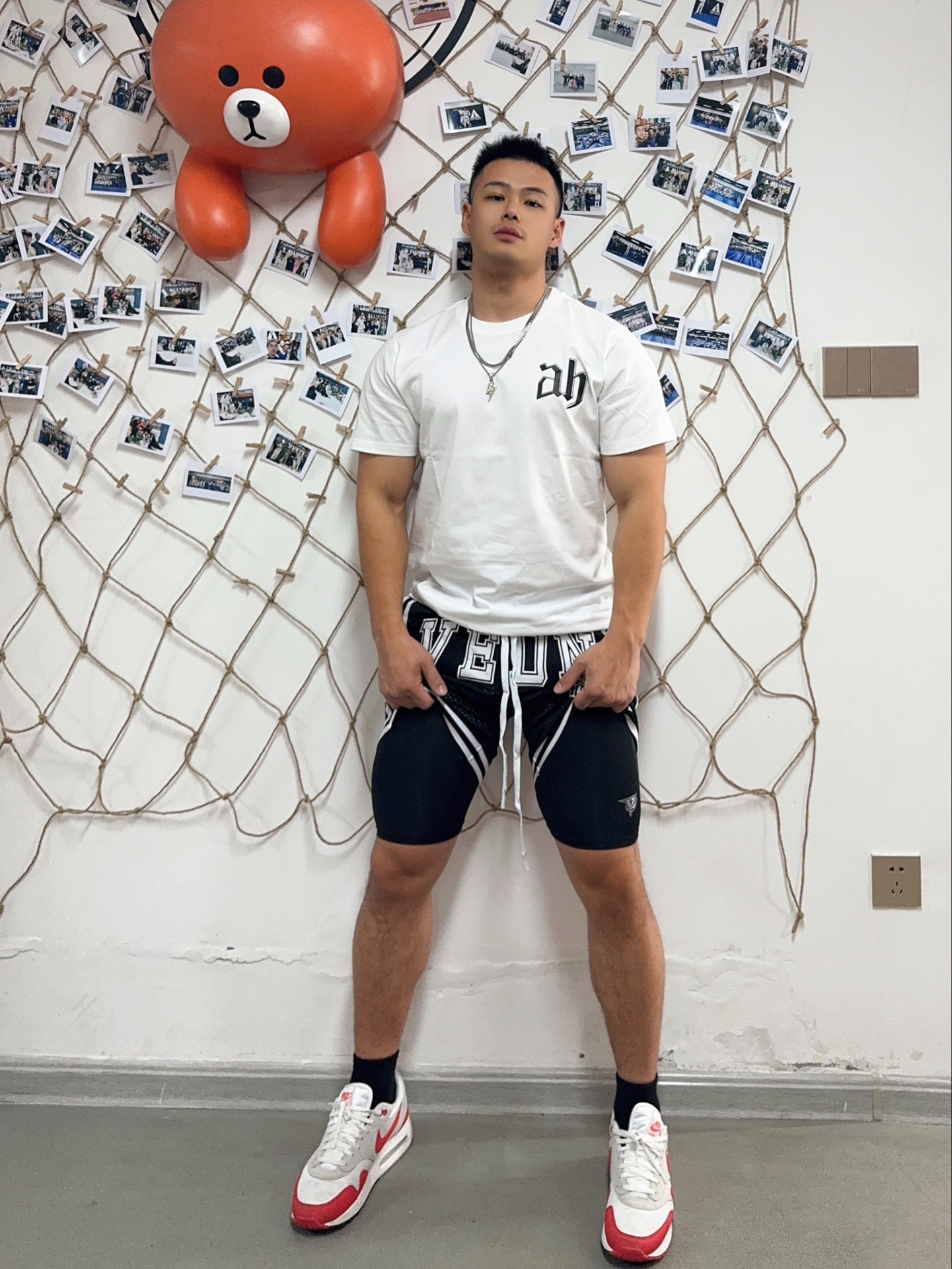 藏在篮球短裤中的紧身裤🩲