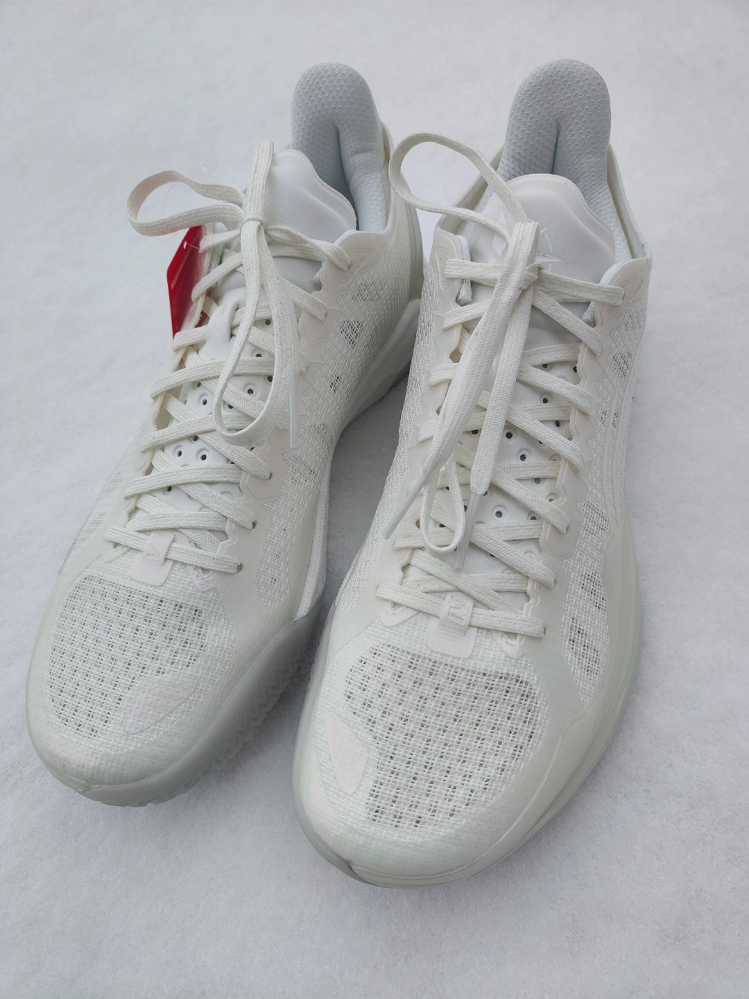 custom review-LiNing Blade 4V2 Cushioning Slip Resistant Support Lightweight Rebound Low top Basketball Shoes Men's White