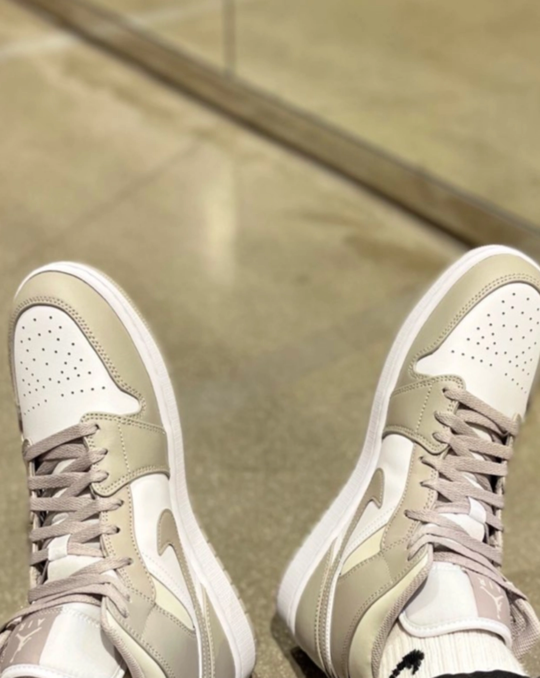 custom review-Jordan Air Jordan 1 MID 'Льняная ткань' MID Топ Винтажные баскетбольные кроссовки Мужской Светлый костный