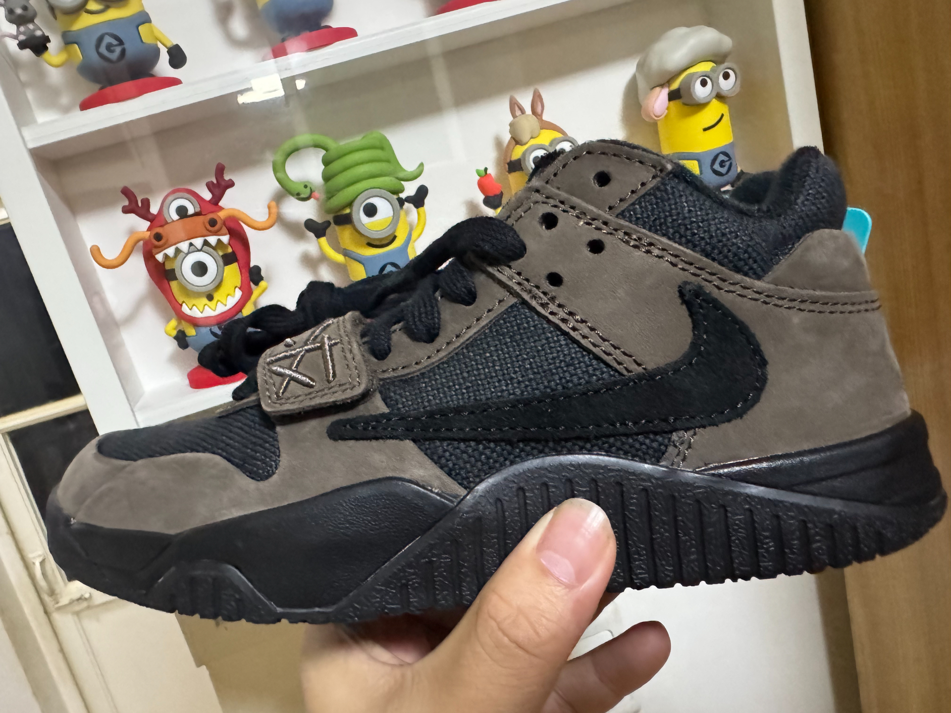 custom review-Travis Scott x Jordan Jumpman Джек Шок Абсорберы Противоскользящие Низкие Баскетбольные Кроссовки Унисекс Темный Мокко Черный