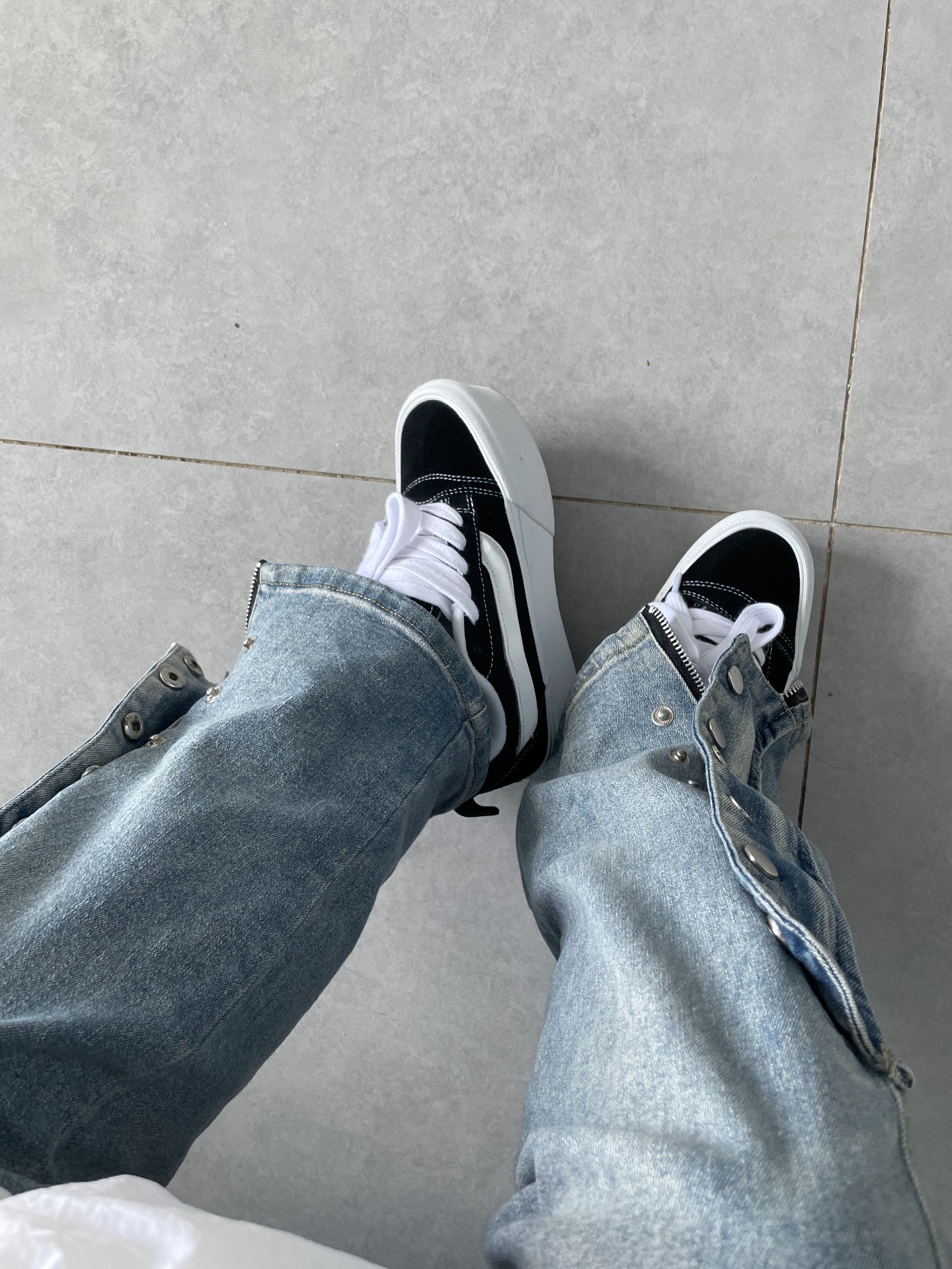 custom review-Vans Knu Stack Black White