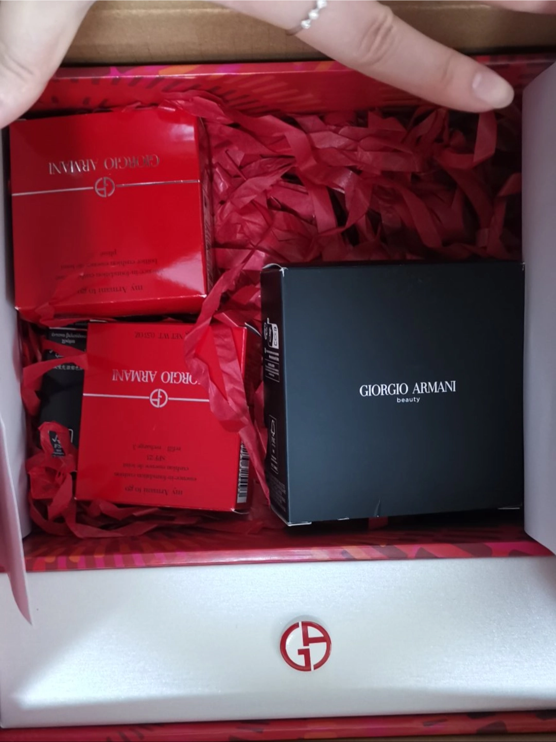 谁说七夕礼盒只能七夕送?阿玛尼这个礼盒太值了