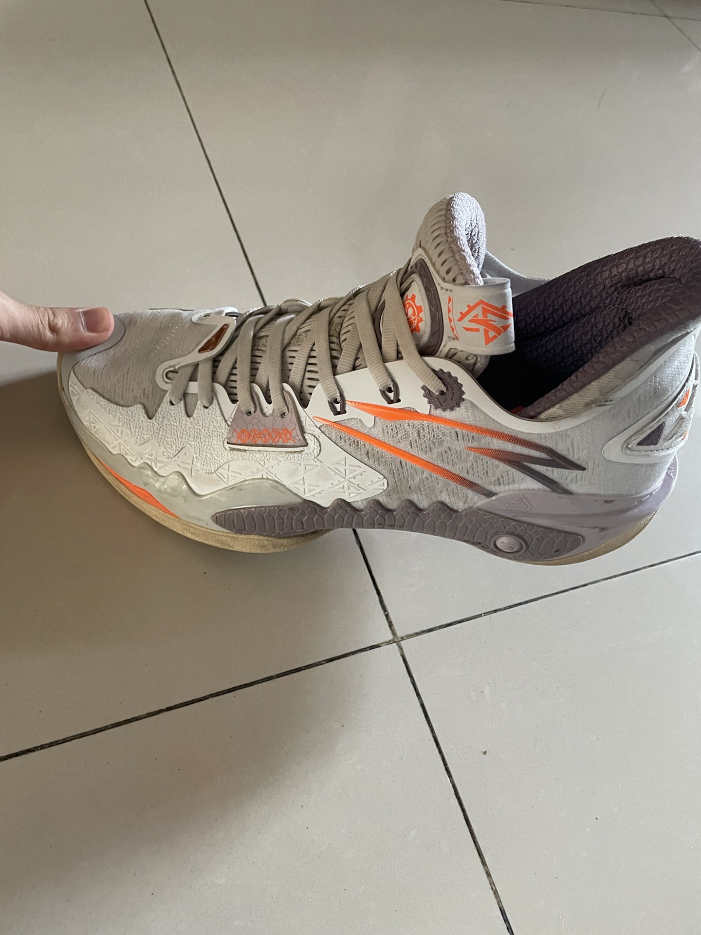 custom review-ANTA Shock Wave 5 Баскетбольные кроссовки Низкий Топ Мужской