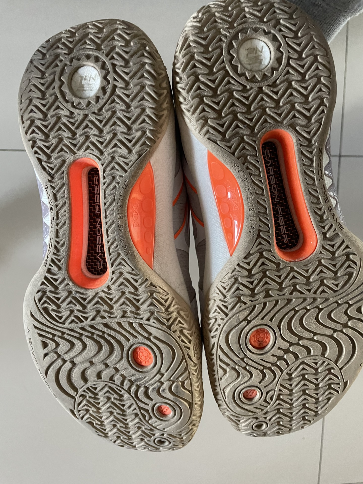 custom review-ANTA Shock Wave 5 Баскетбольные кроссовки Низкий Топ Мужской