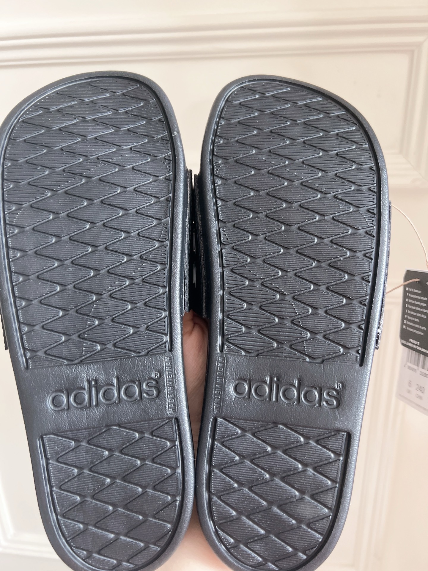 干净舒适且百搭,夏日双脚就靠它了💁‍♀️