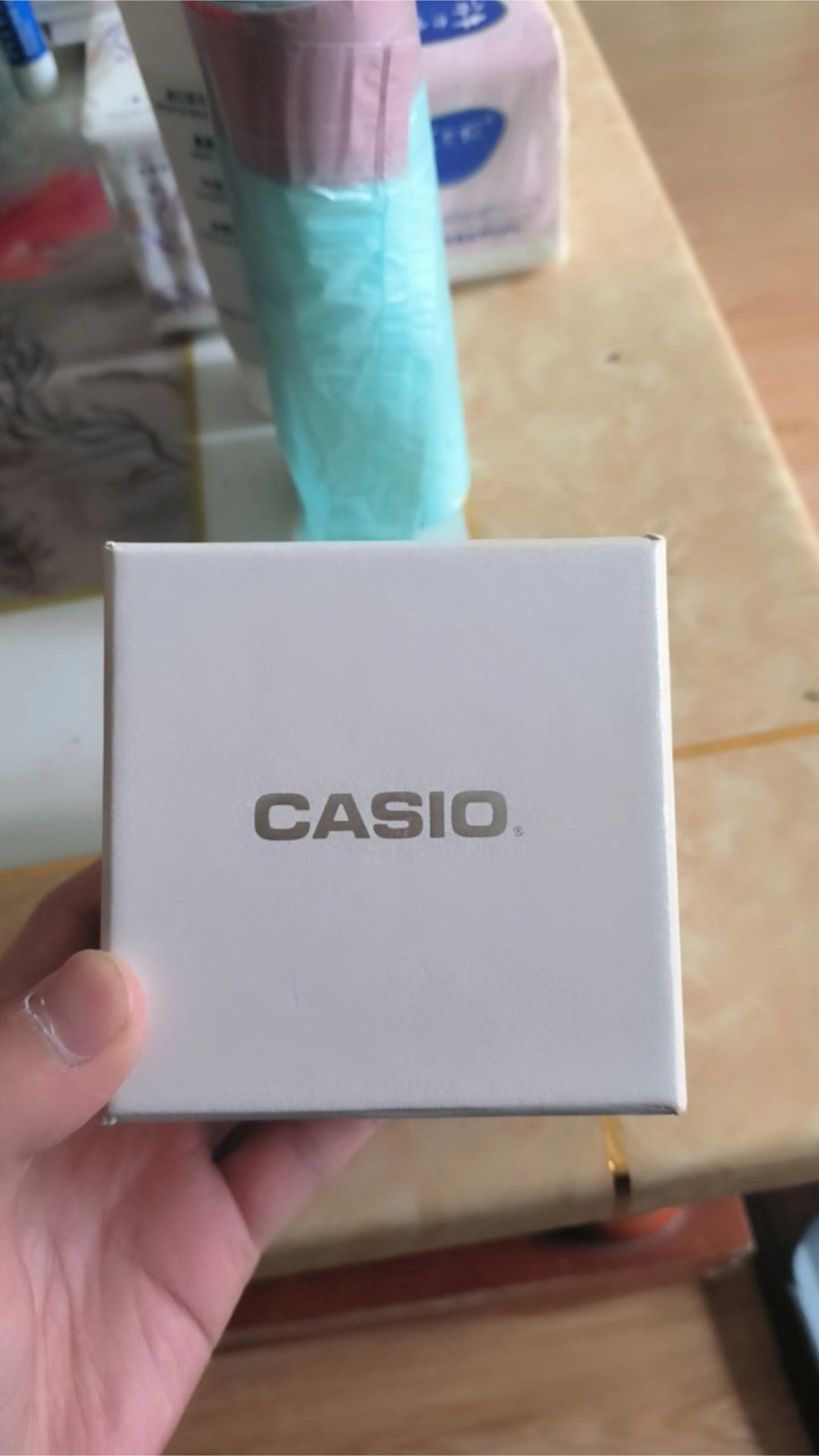 包装盒为什么是纸盒啊想要那个铁盒看看怎么样真假  casio卡西欧 系列