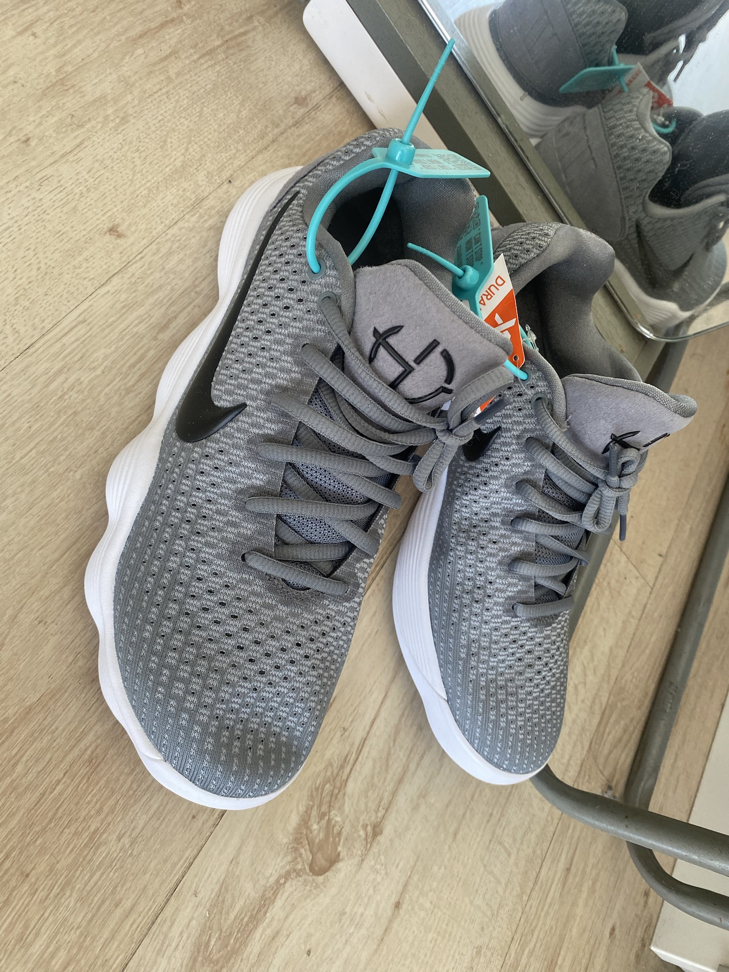 custom review-Nike Hyperdunk 2017 Low Топ Баскетбольные кроссовки Унисекс Серый